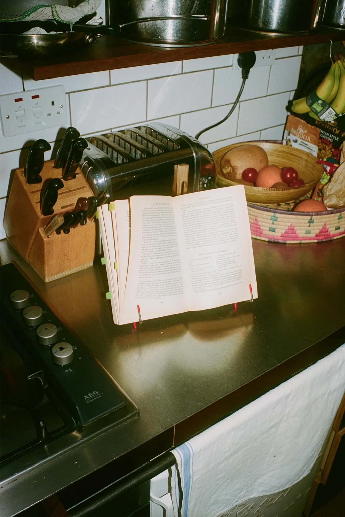 Apartamento Cookbook #8 - Image 4