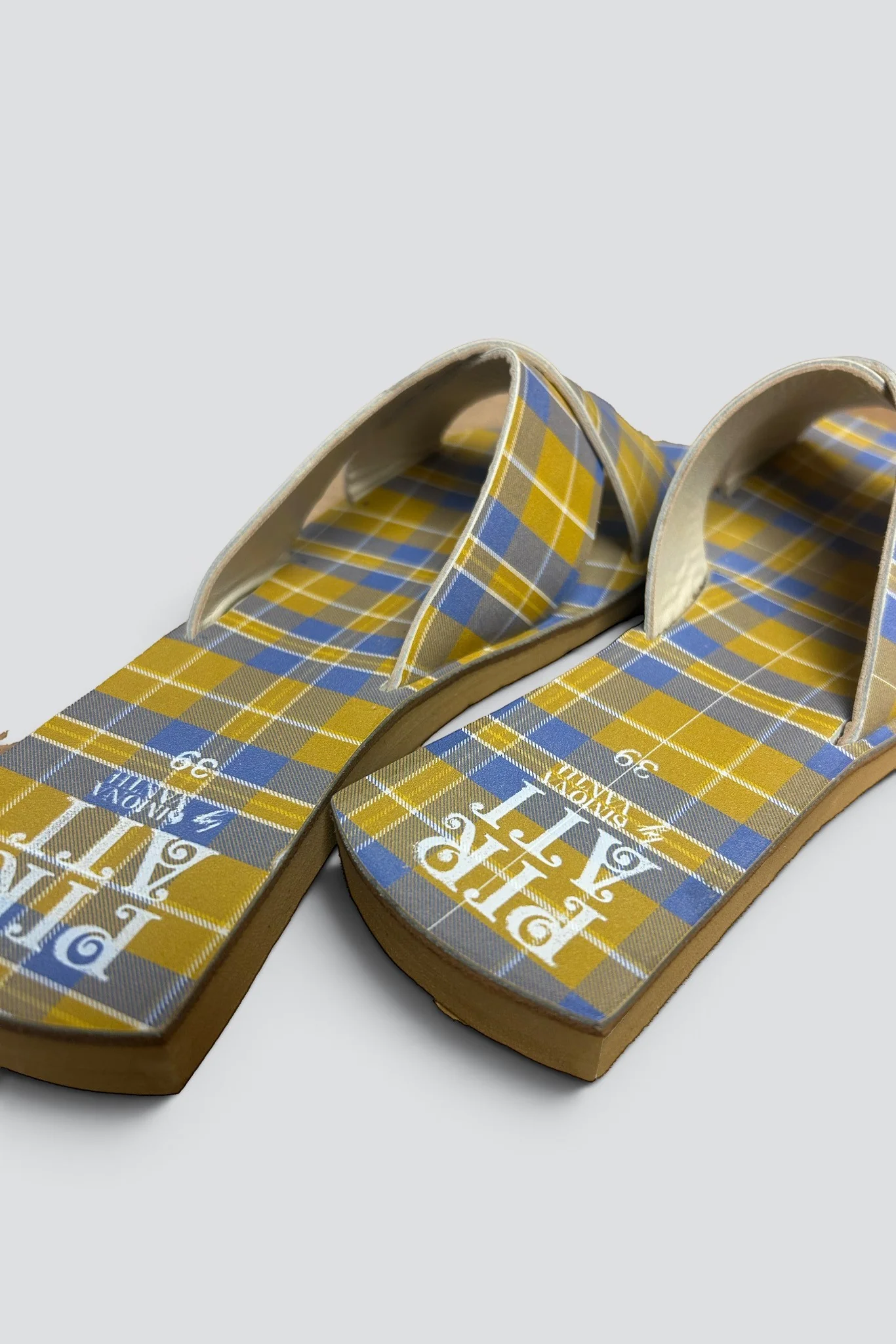 Azul Tartan Rum Sandal - Image 4