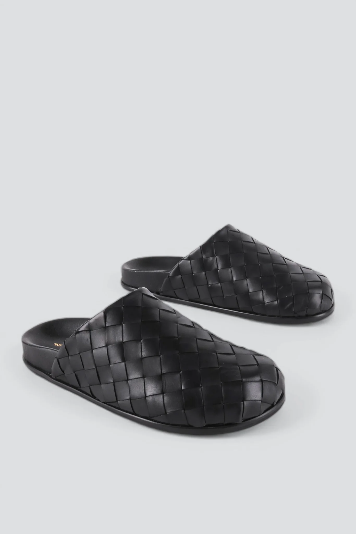 Black Aggie Mule - Image 2