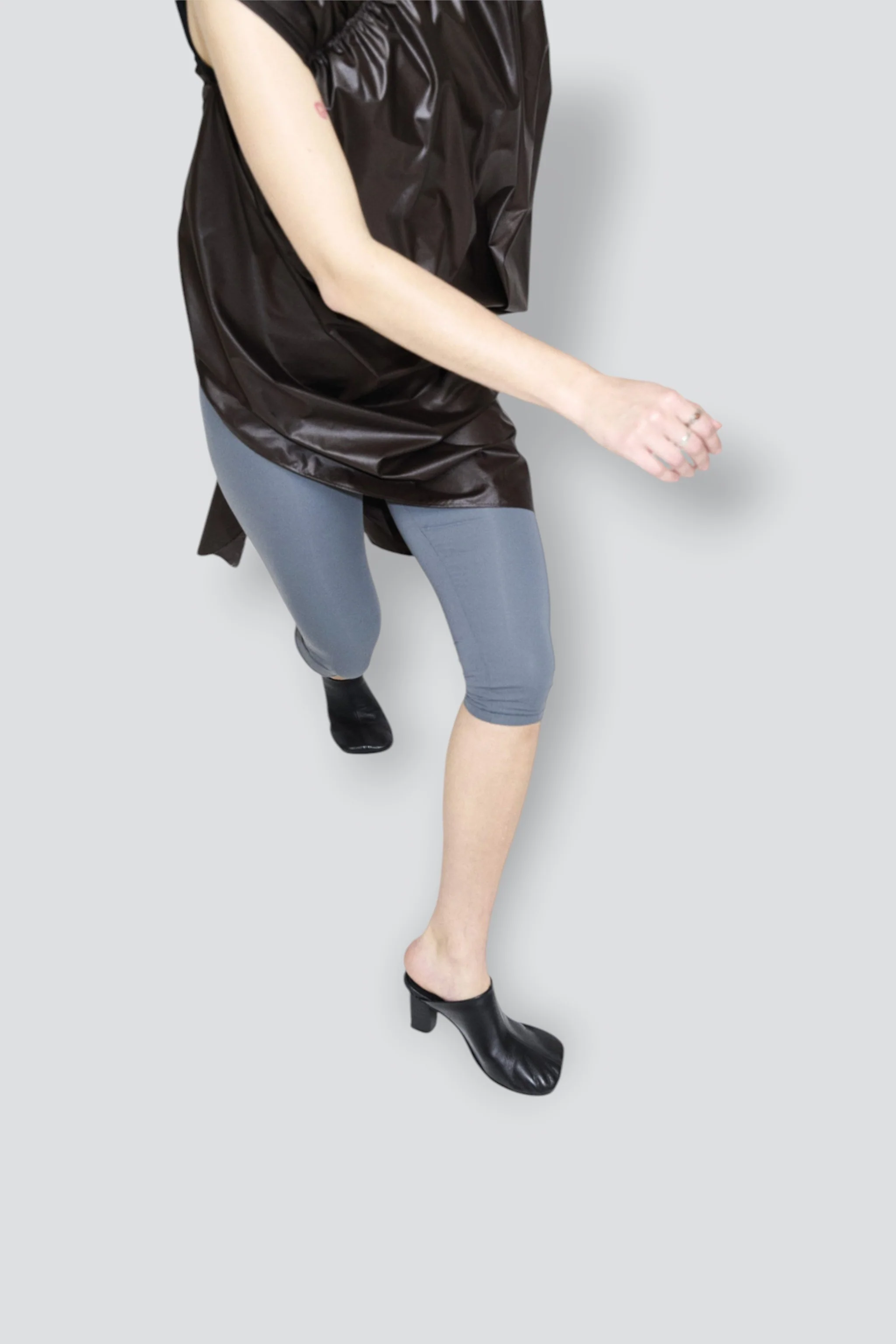 Black Arco Clog - Image 3