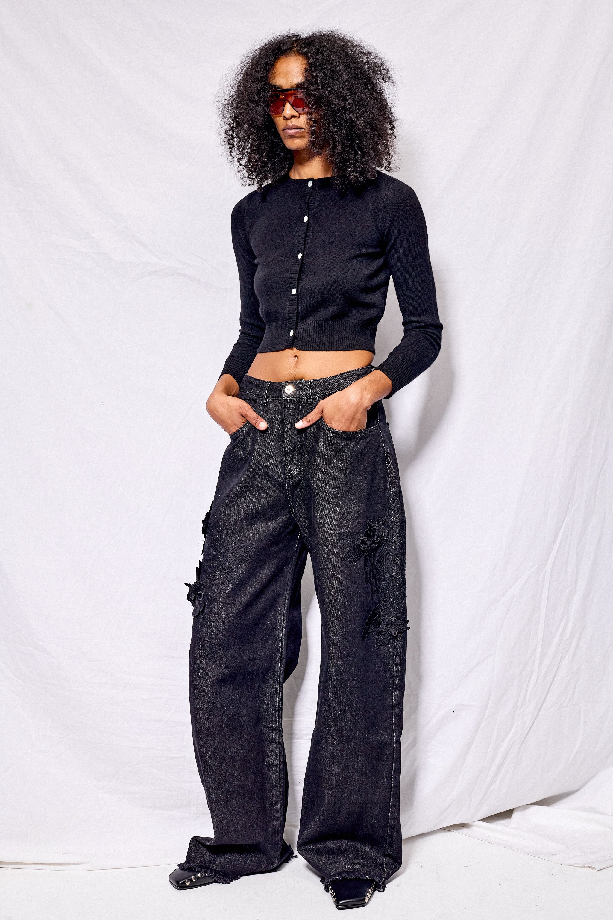 Black Cashmere Crop Cardigan - Image 2