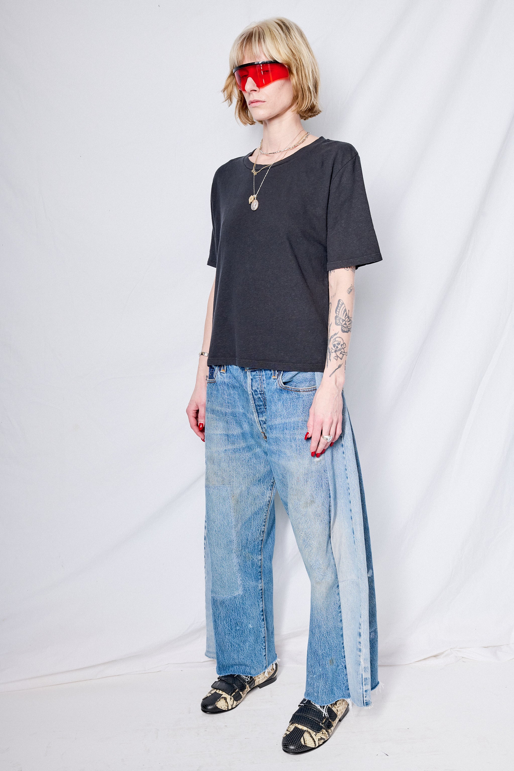 Black Cropped Silverlake Tee - Image 4