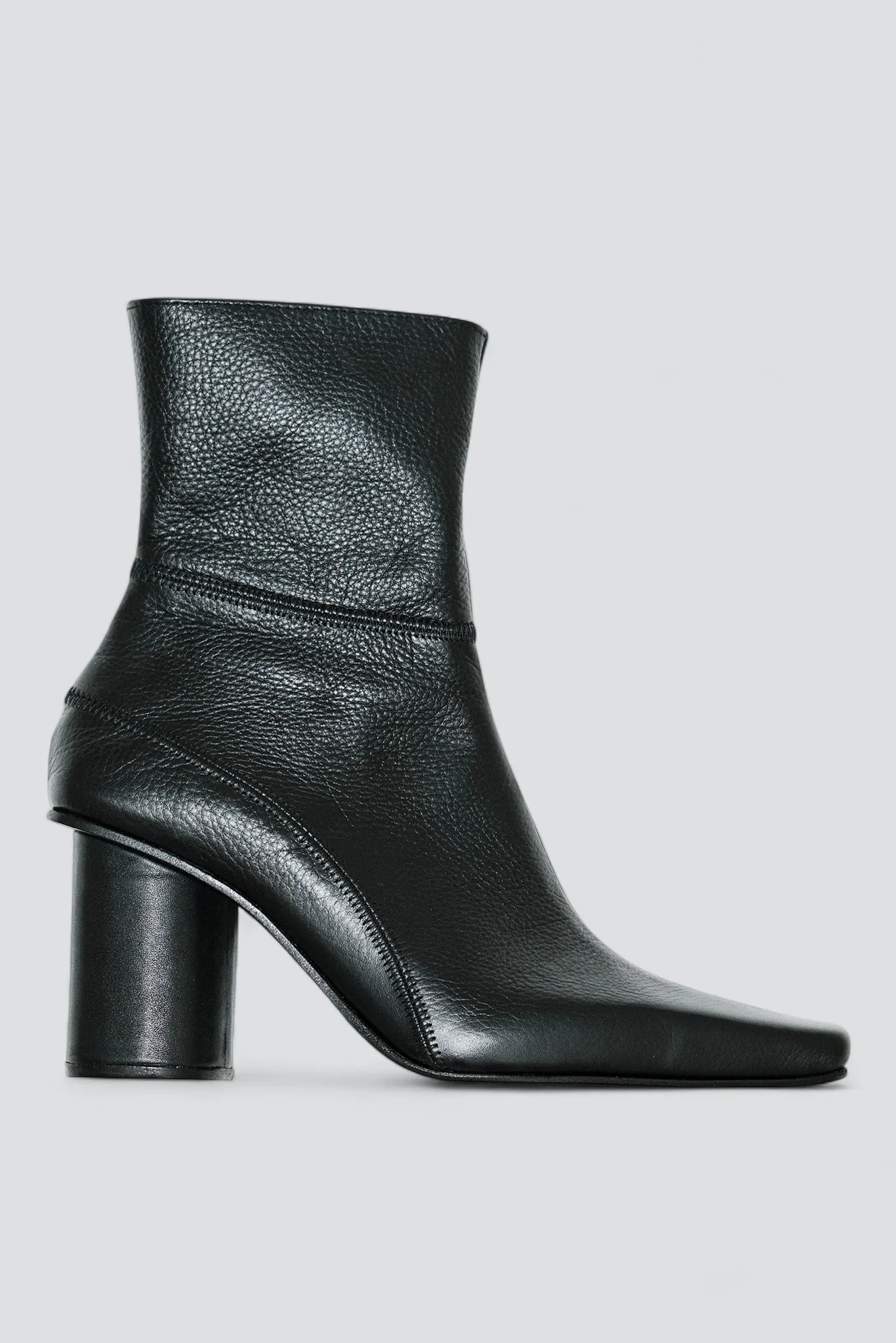 Black Cuadrado Mid Boot