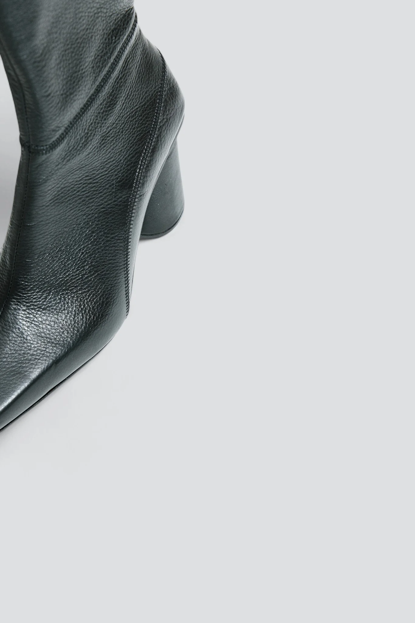 Black Cuadrado Mid Boot - Image 3