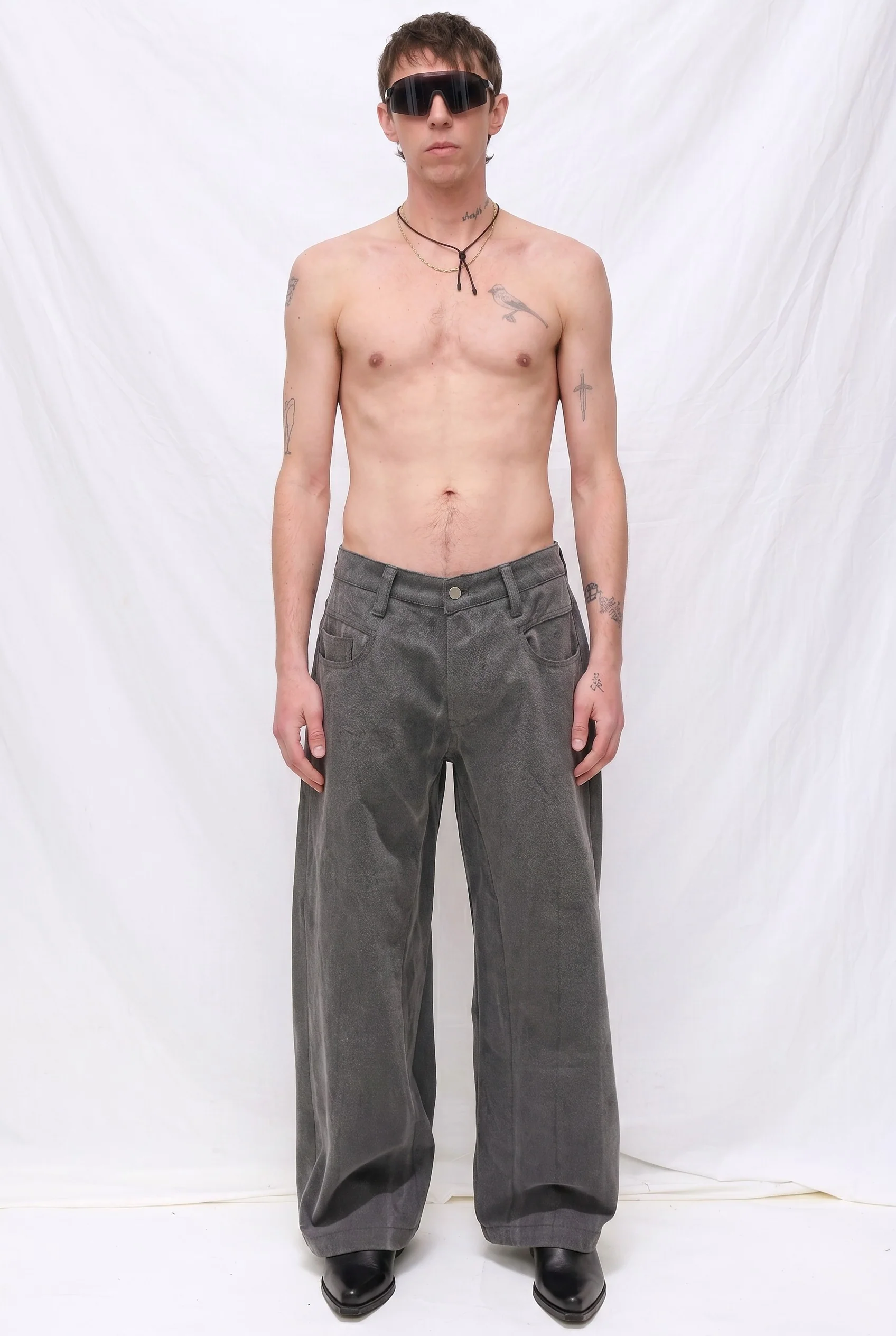 Black Grey Wash Denim Twist Jean - Image 2