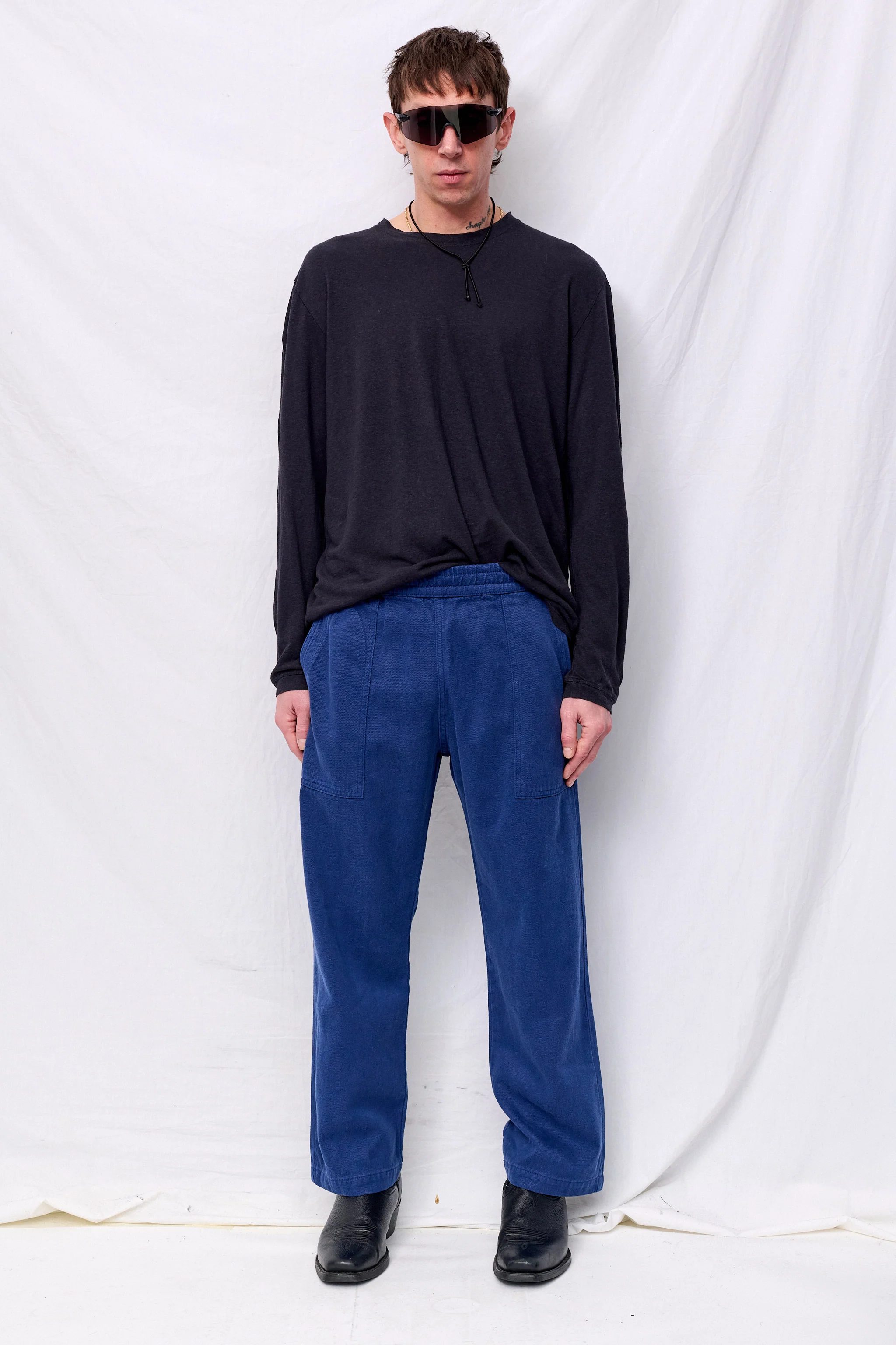 Black Jung Longsleeve Tee - Image 5
