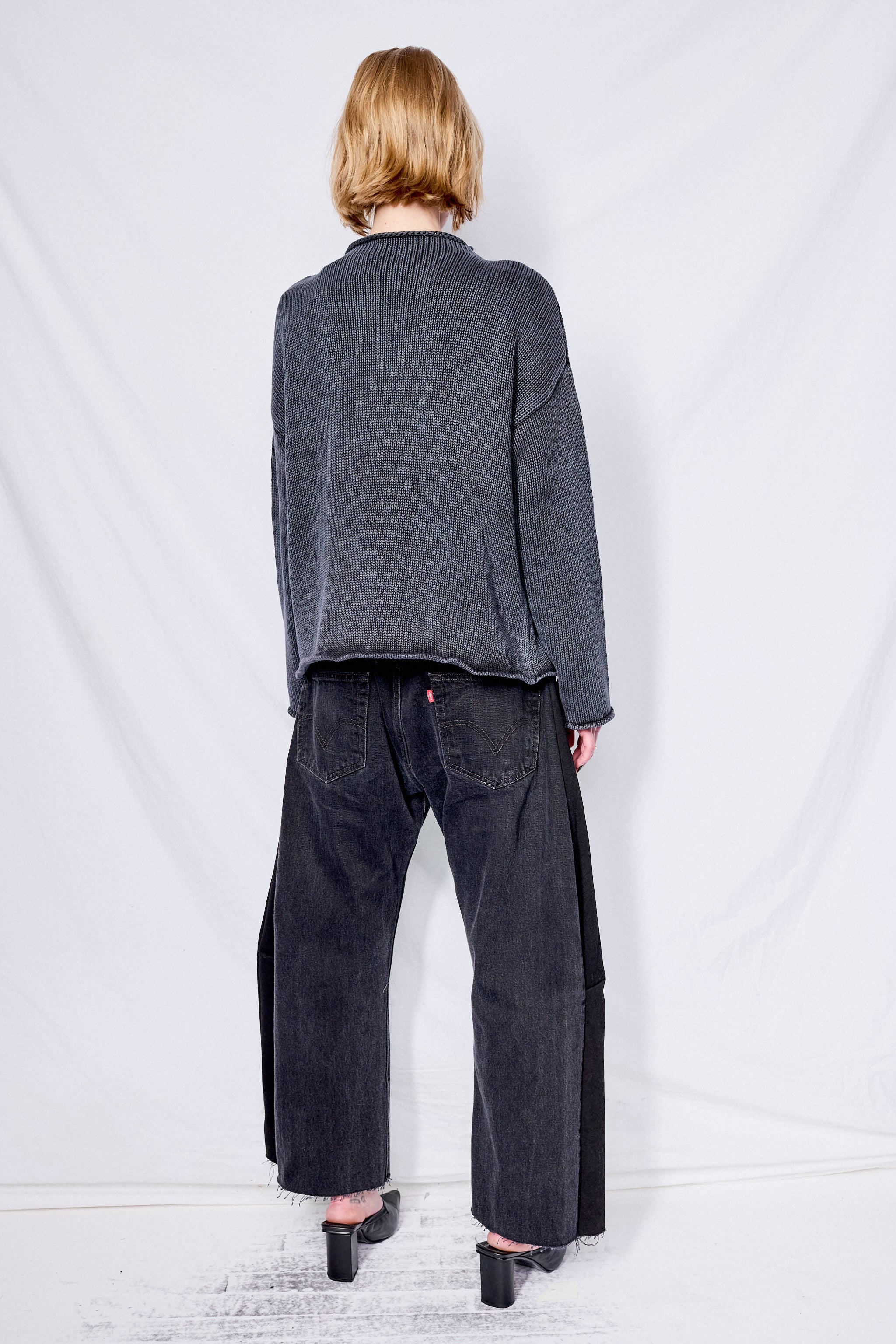Black Lamis Sweater - Image 5