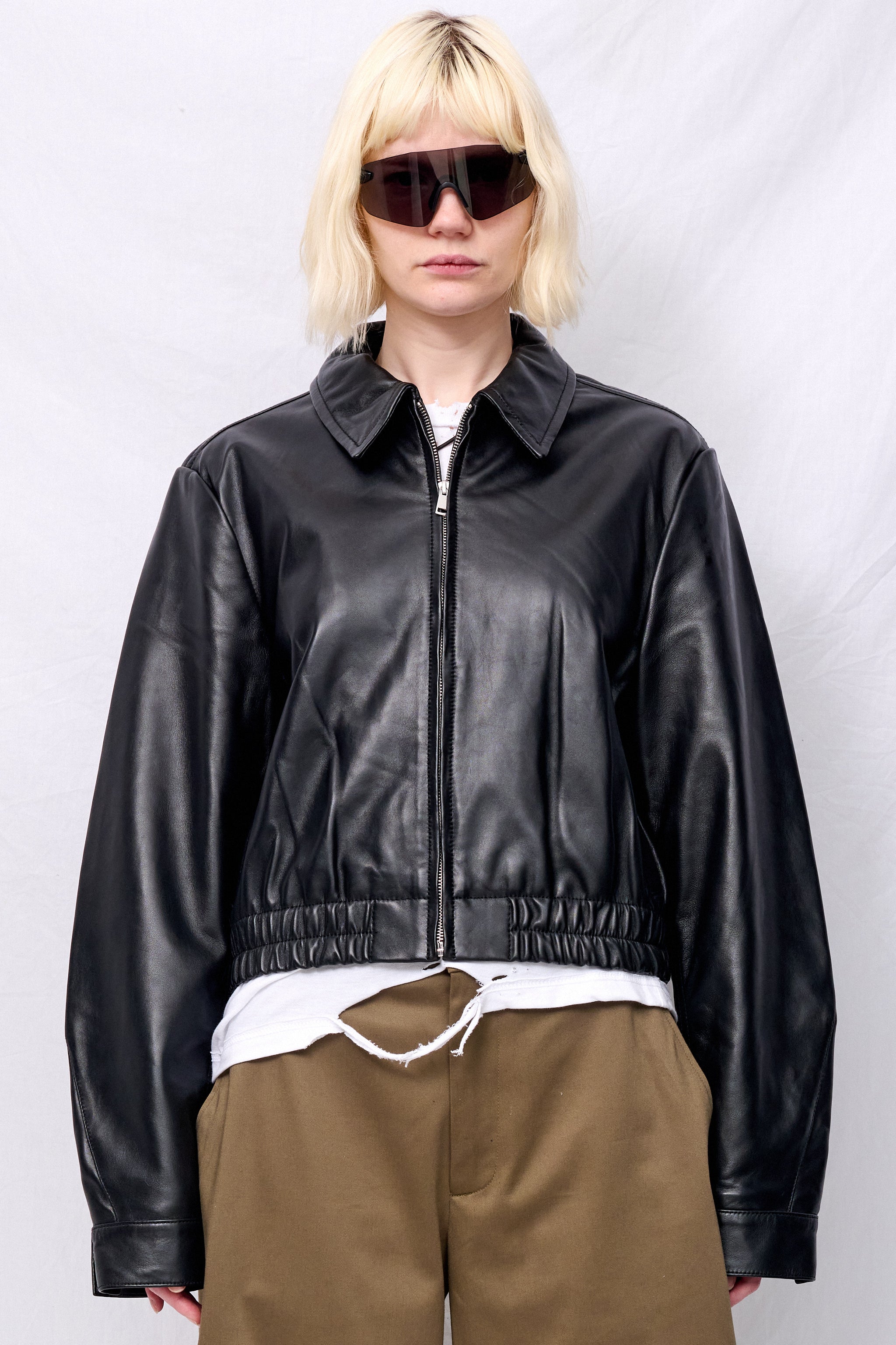 Black Leather Shrunken Zip Jacket - Image 7