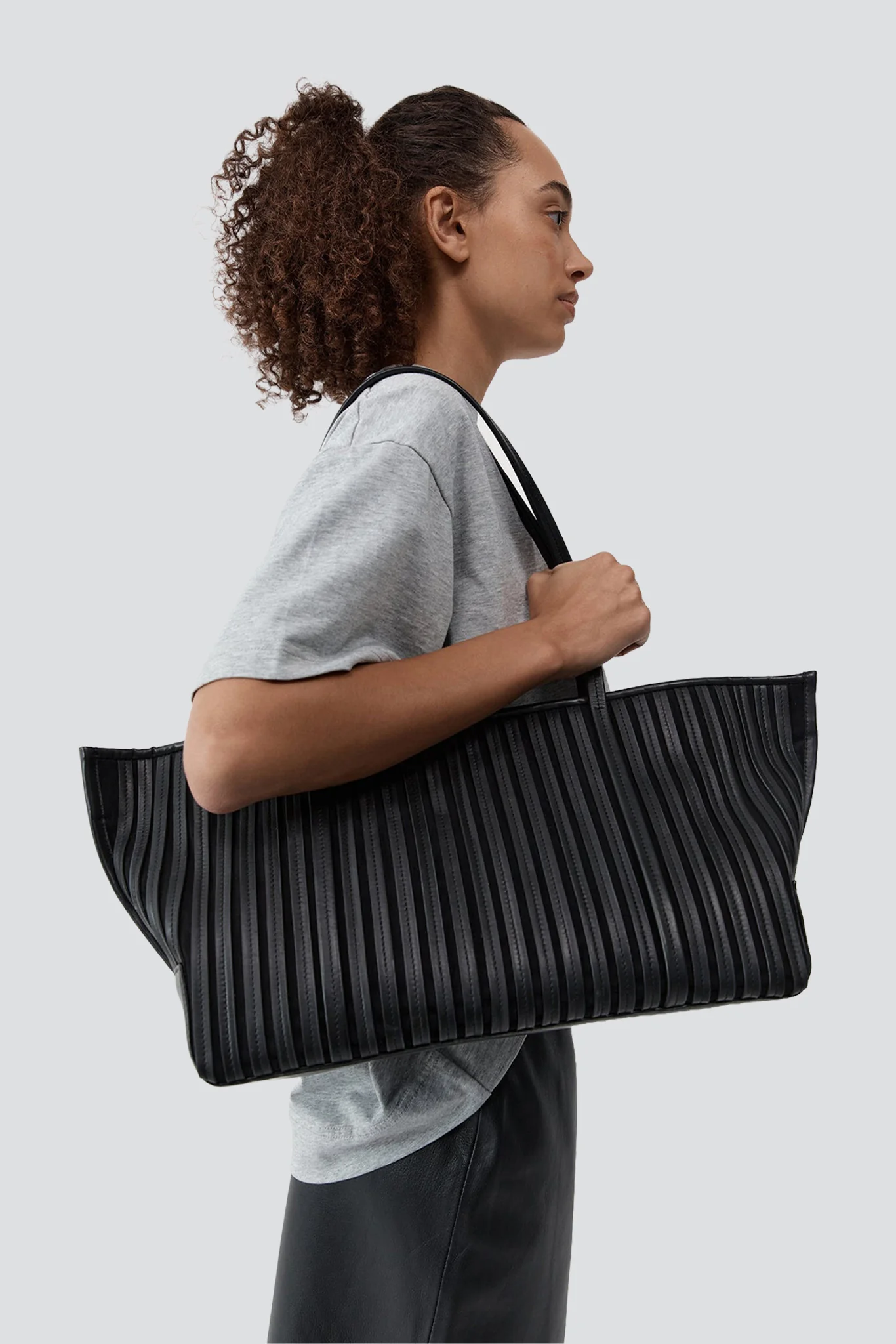 Black Linea Stitch Bateau Tote - Image 6