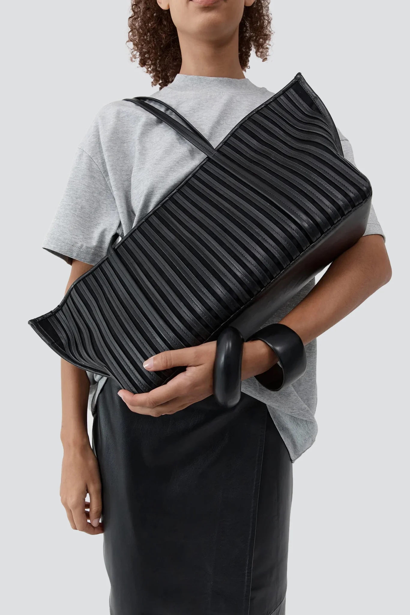 Black Linea Stitch Bateau Tote - Image 7