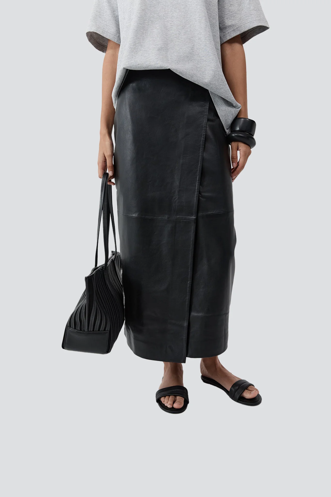 Black Linea Stitch Bateau Tote - Image 8