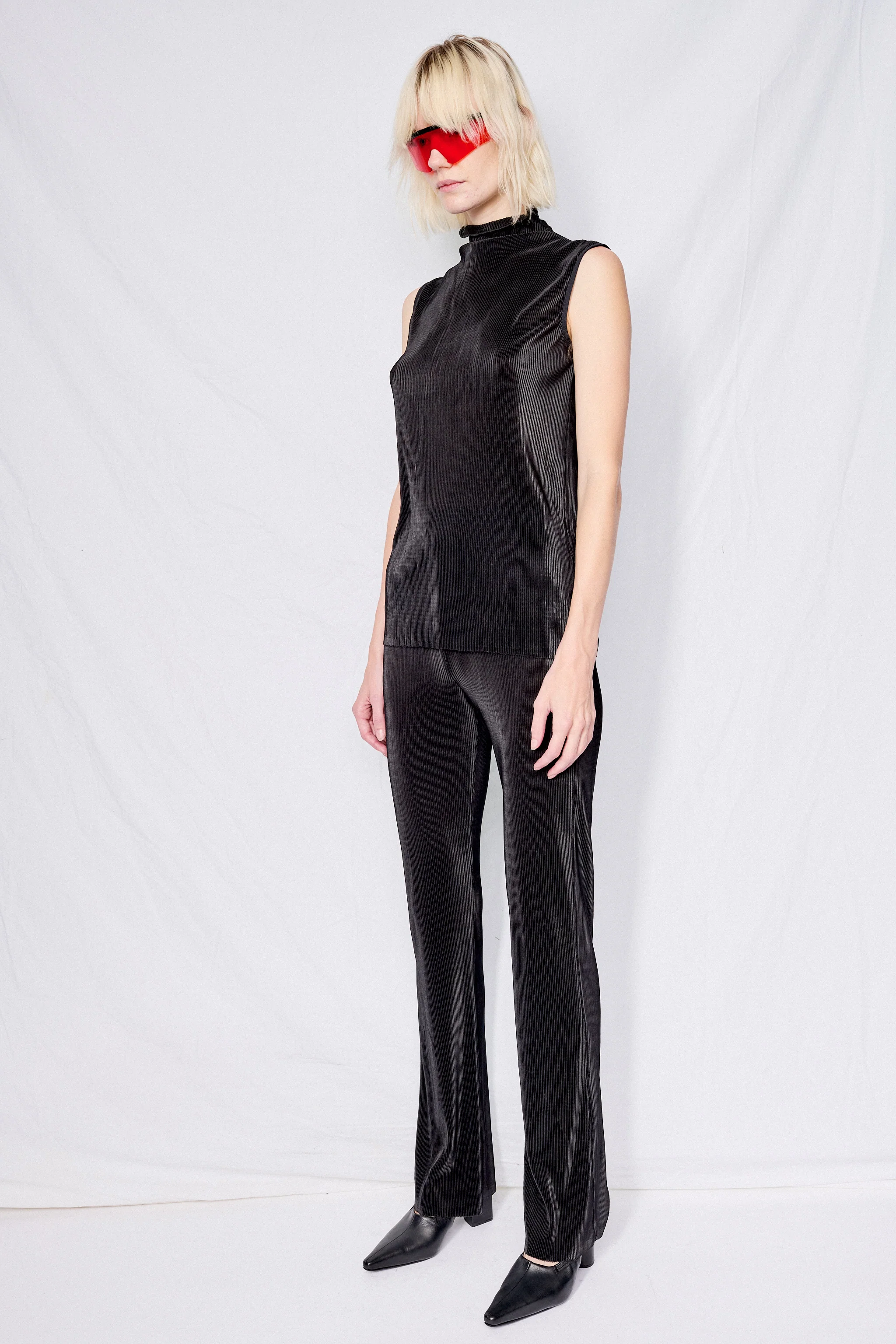 Black Plisse Sleeveless Mockneck Top - Image 3