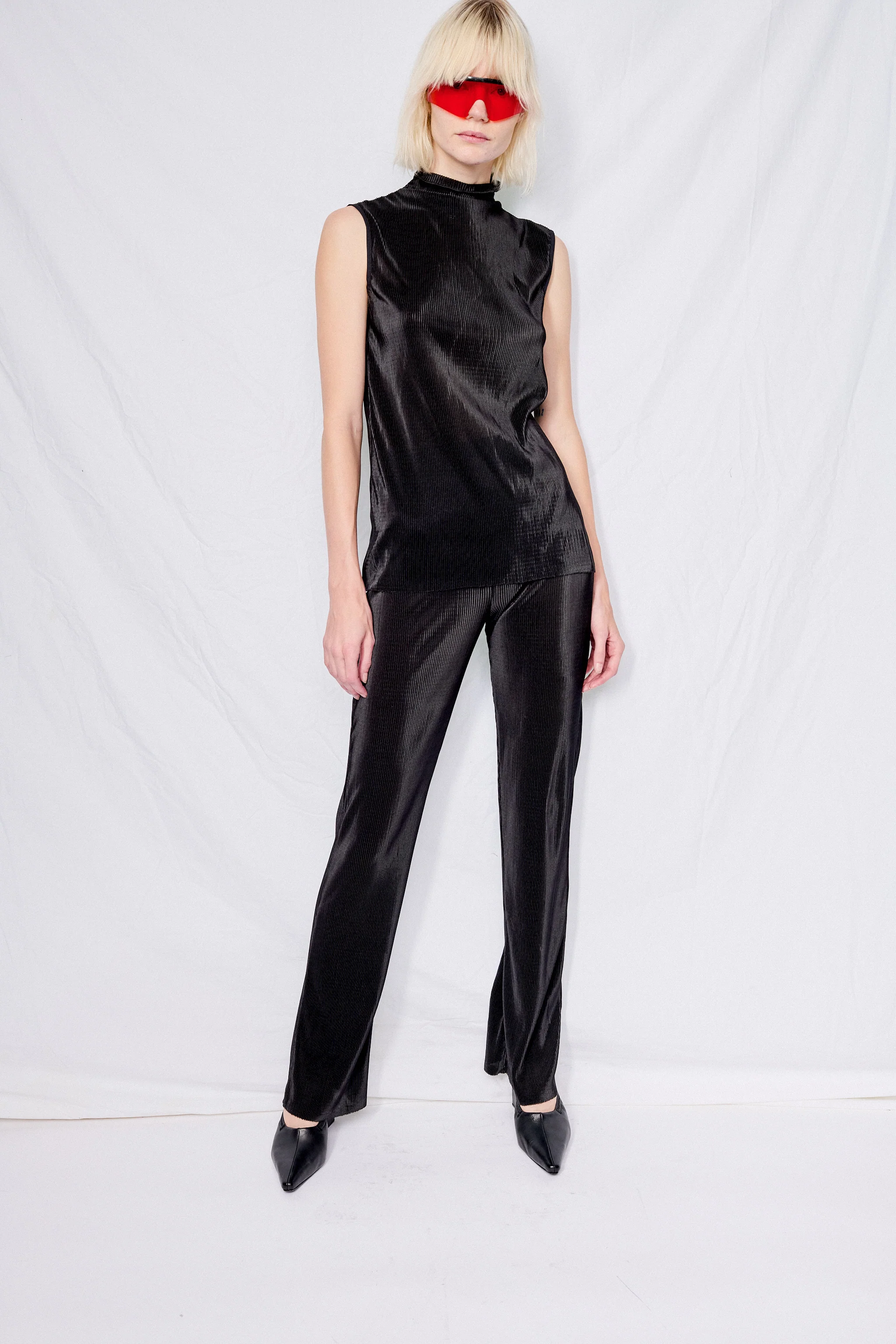 Black Plisse Sleeveless Mockneck Top - Image 6