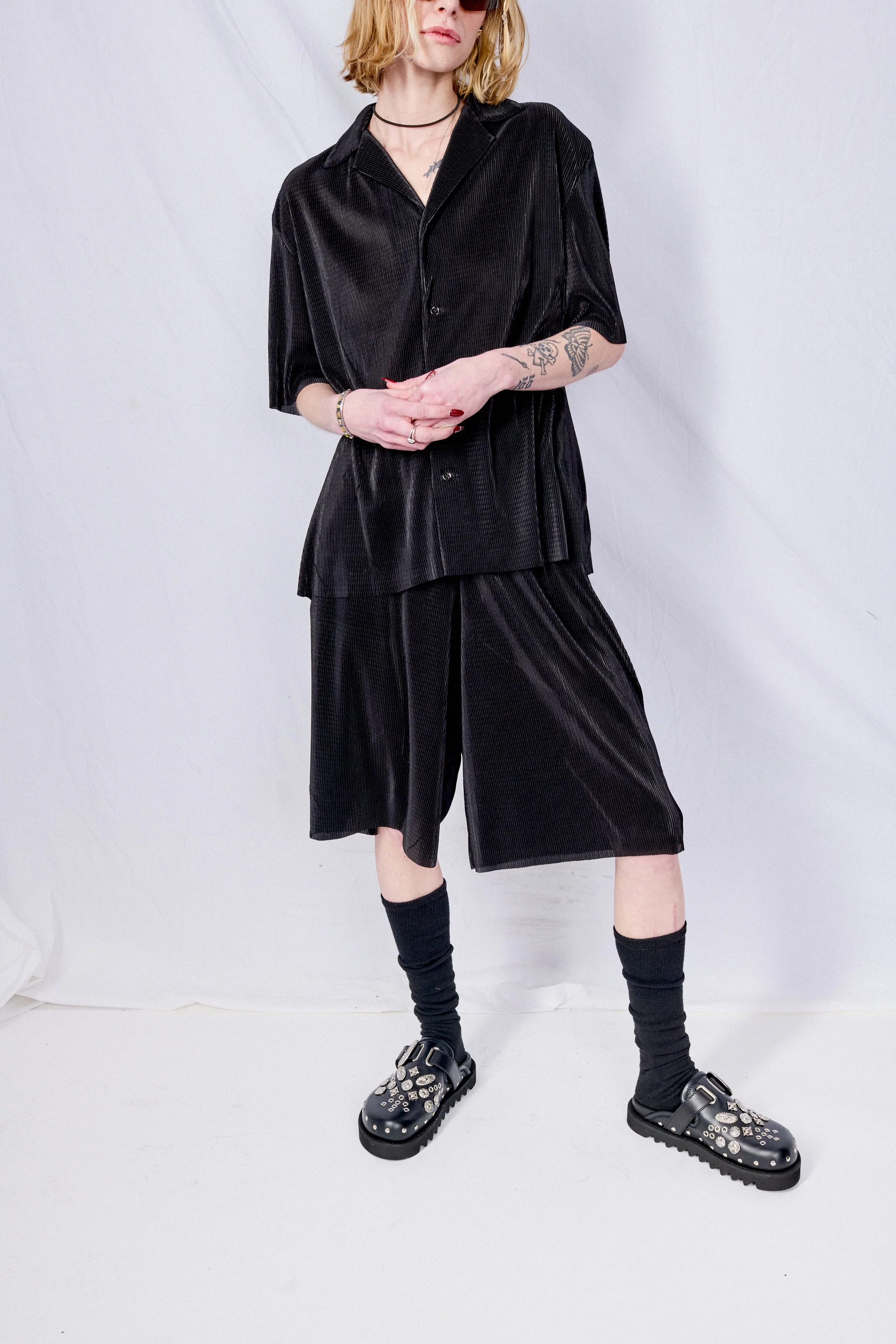 Black Plisse Scout Shirt - Image 5