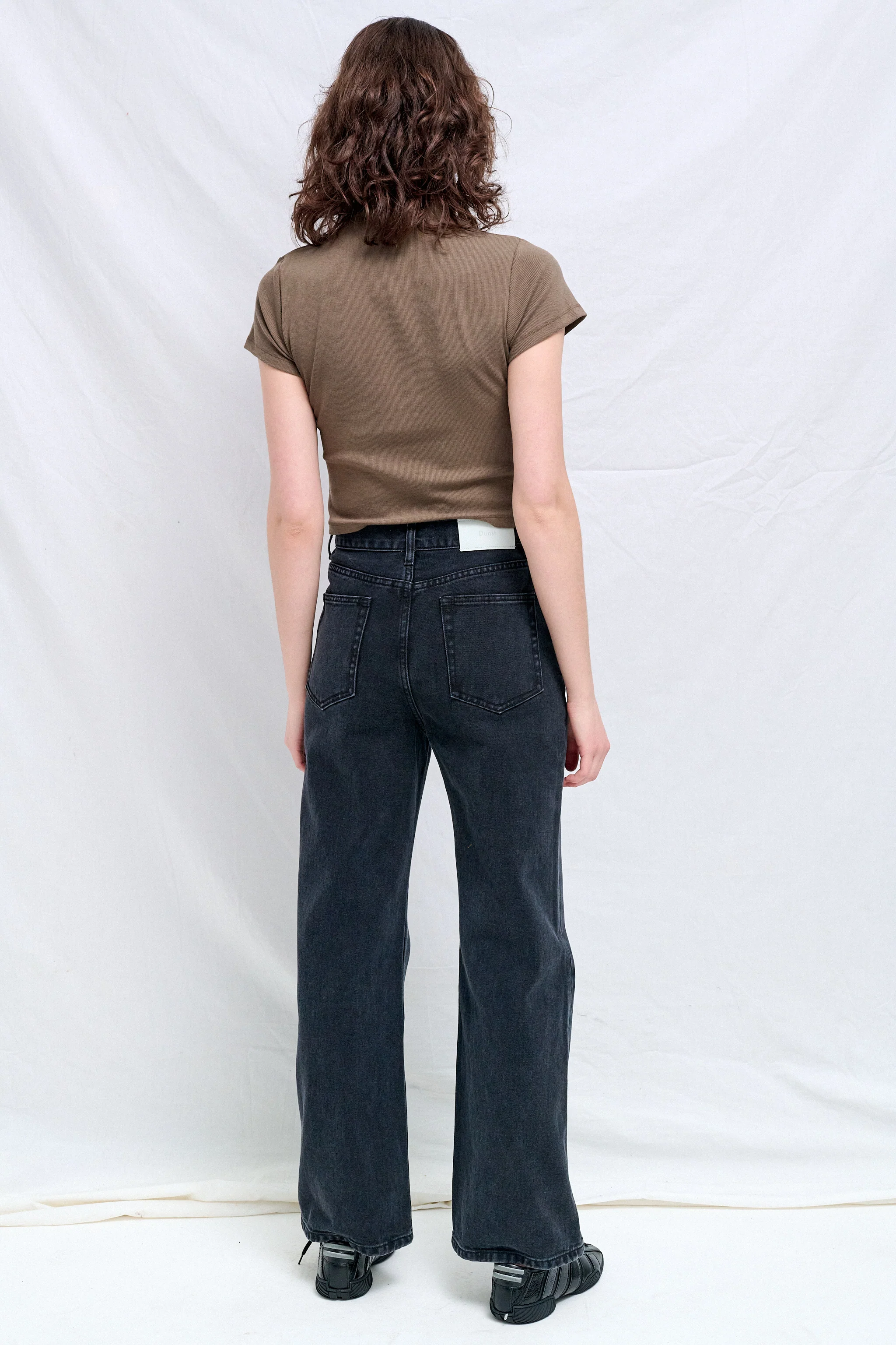Black Relaxed Flared Jeans - Image 5