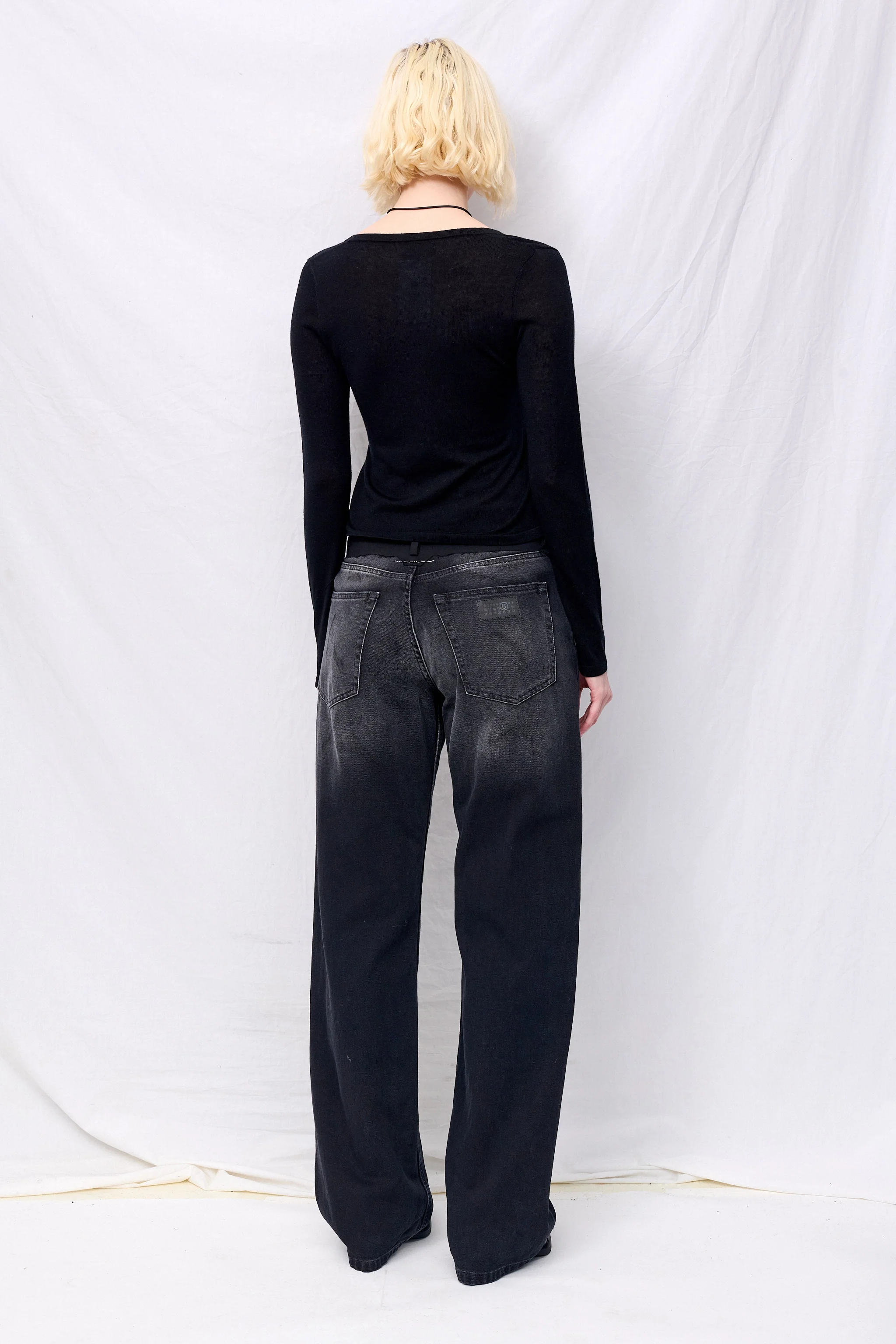Black Silk Cashmere Hidden Buttoned Cardigan - Image 5