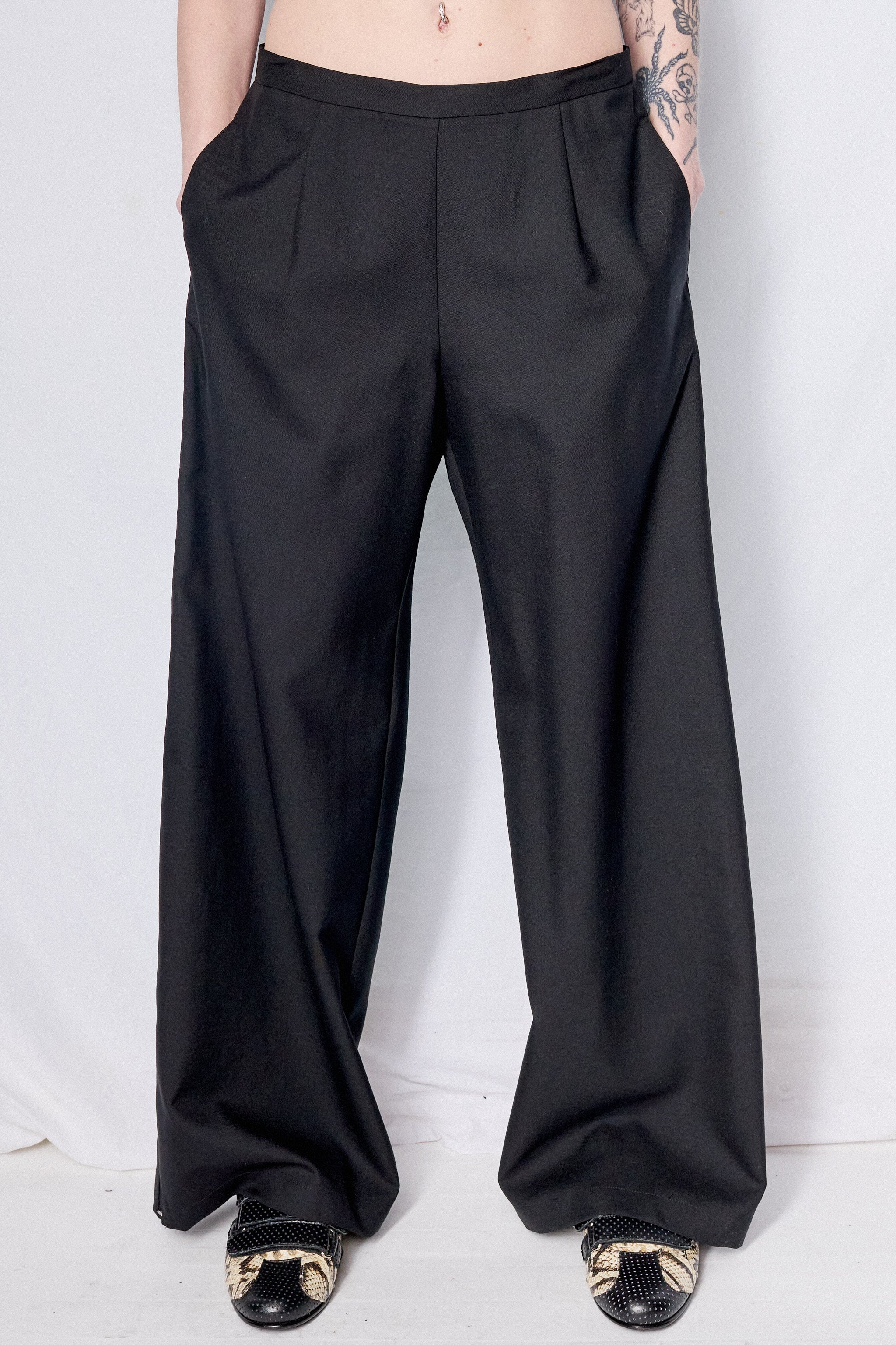 Black Suiting Side Hook Clean Pant - Image 3