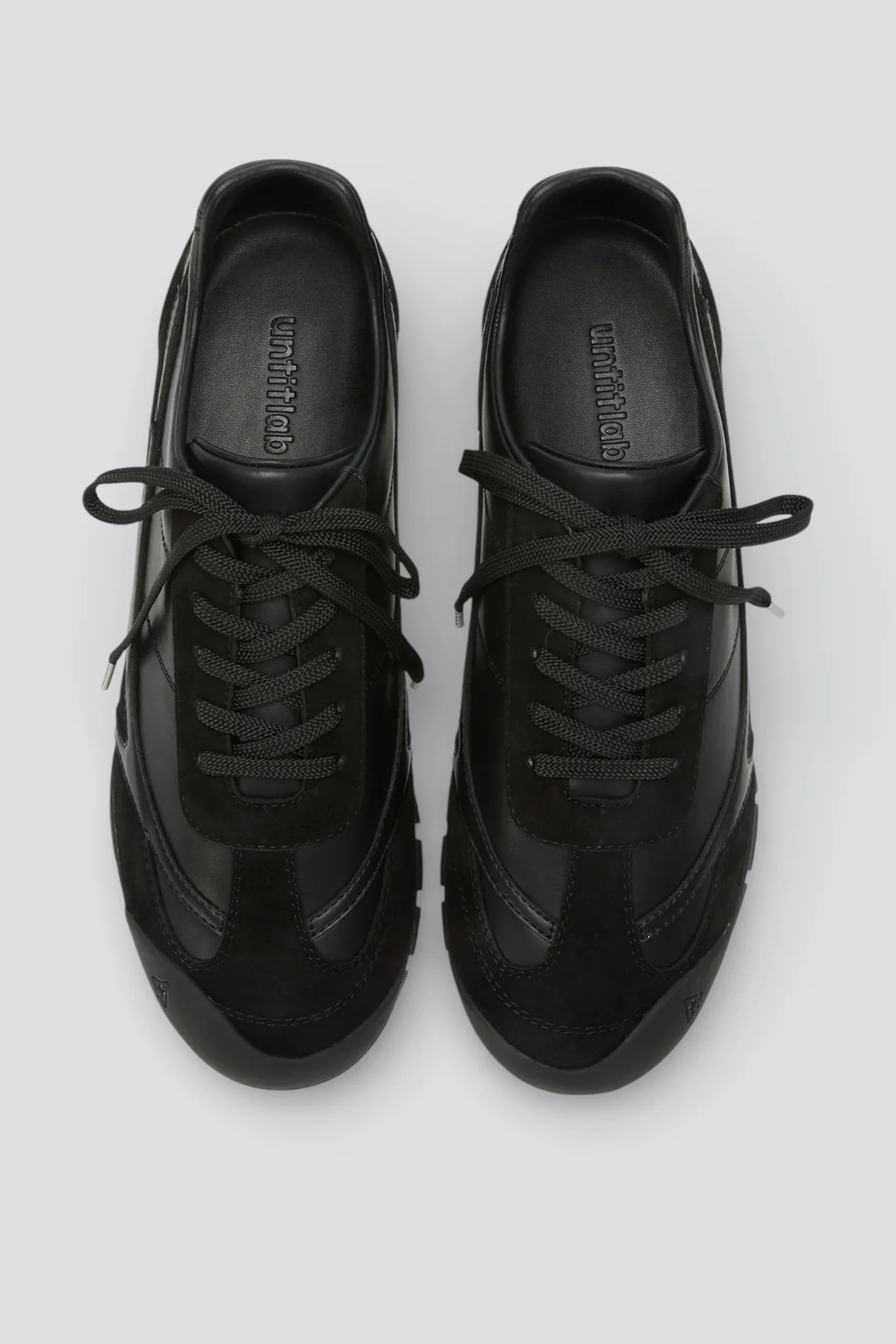 Black Swift Treck Camping Sneakers - Image 3