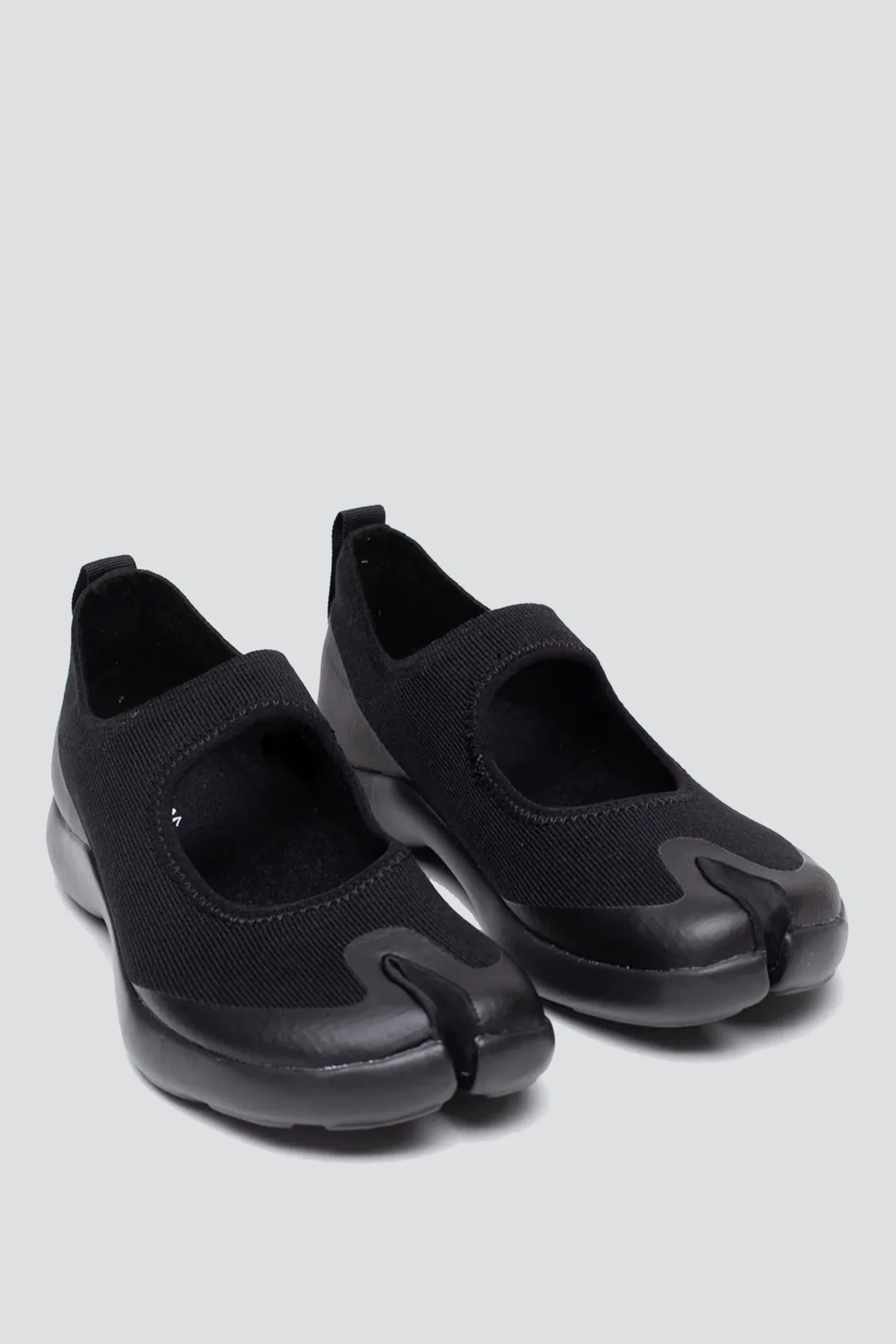 Black Tabi Sandal - Image 2