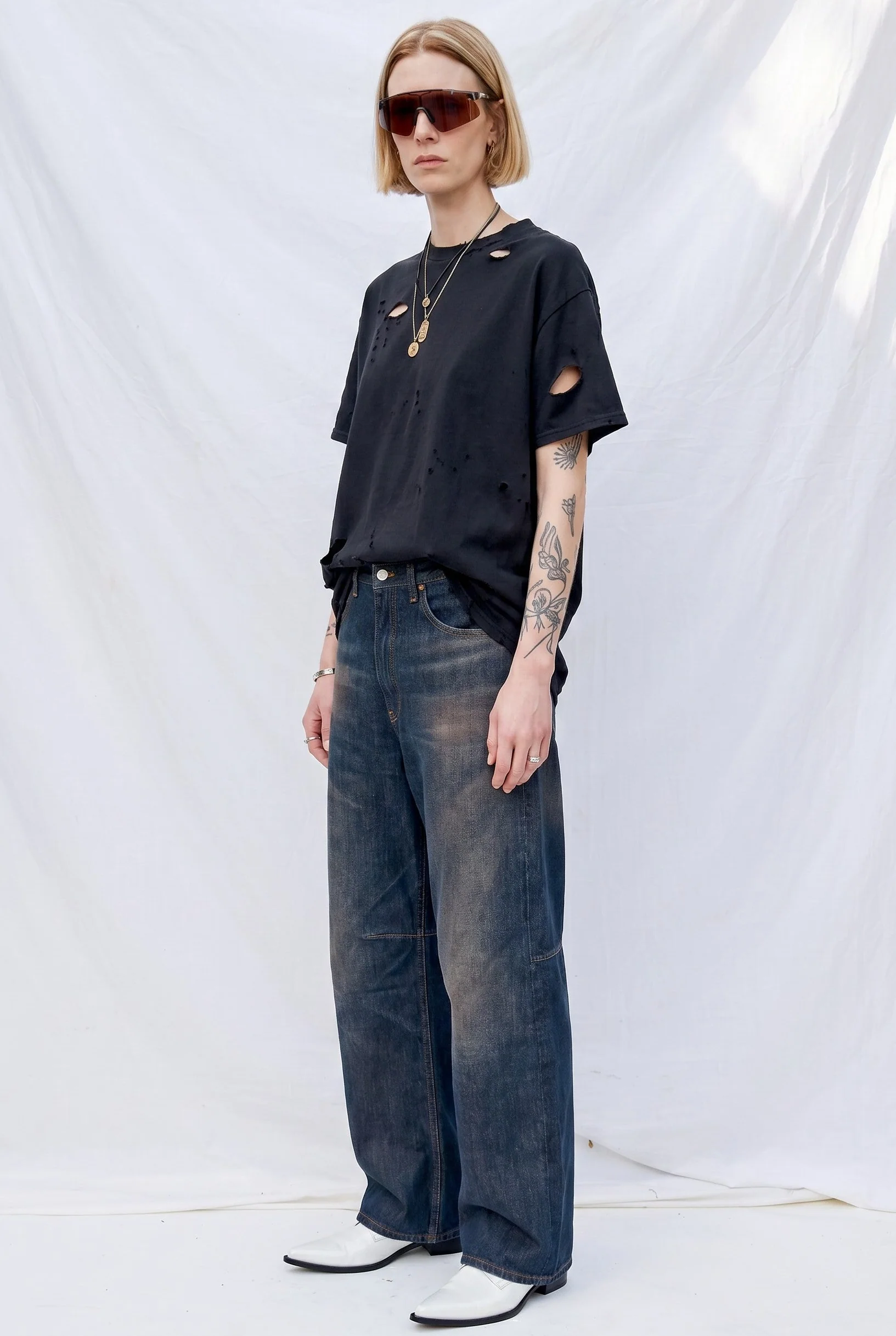Blue Dark Washed 5 Pocket Jeans - Image 4
