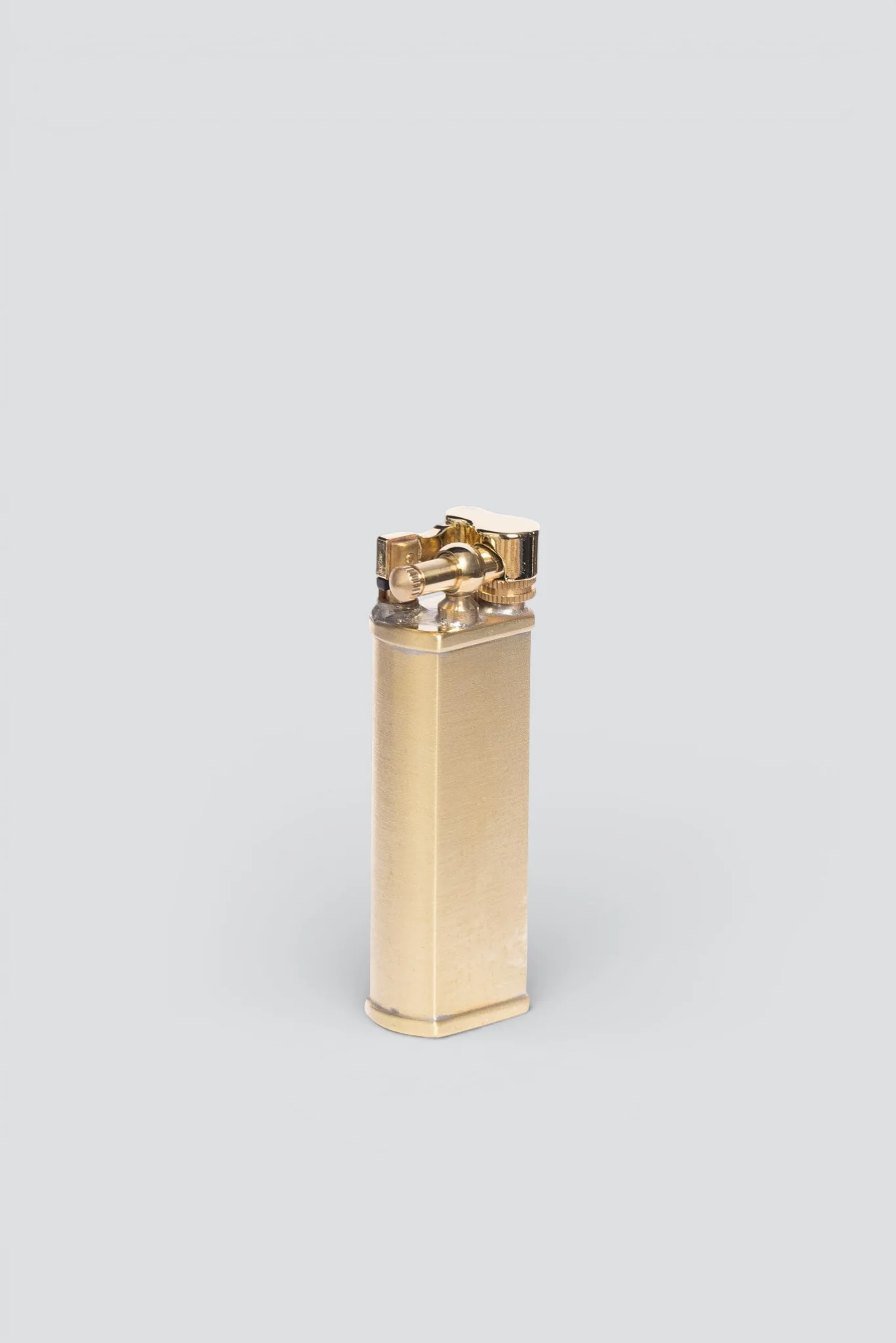 Brass Satin Bolbo Petrol Lighter - Image 3