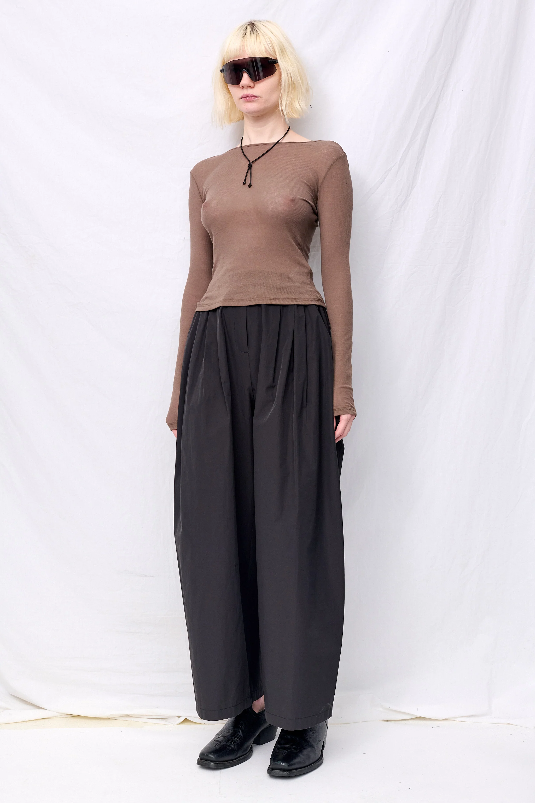Brown Round T-Shirt - Image 3