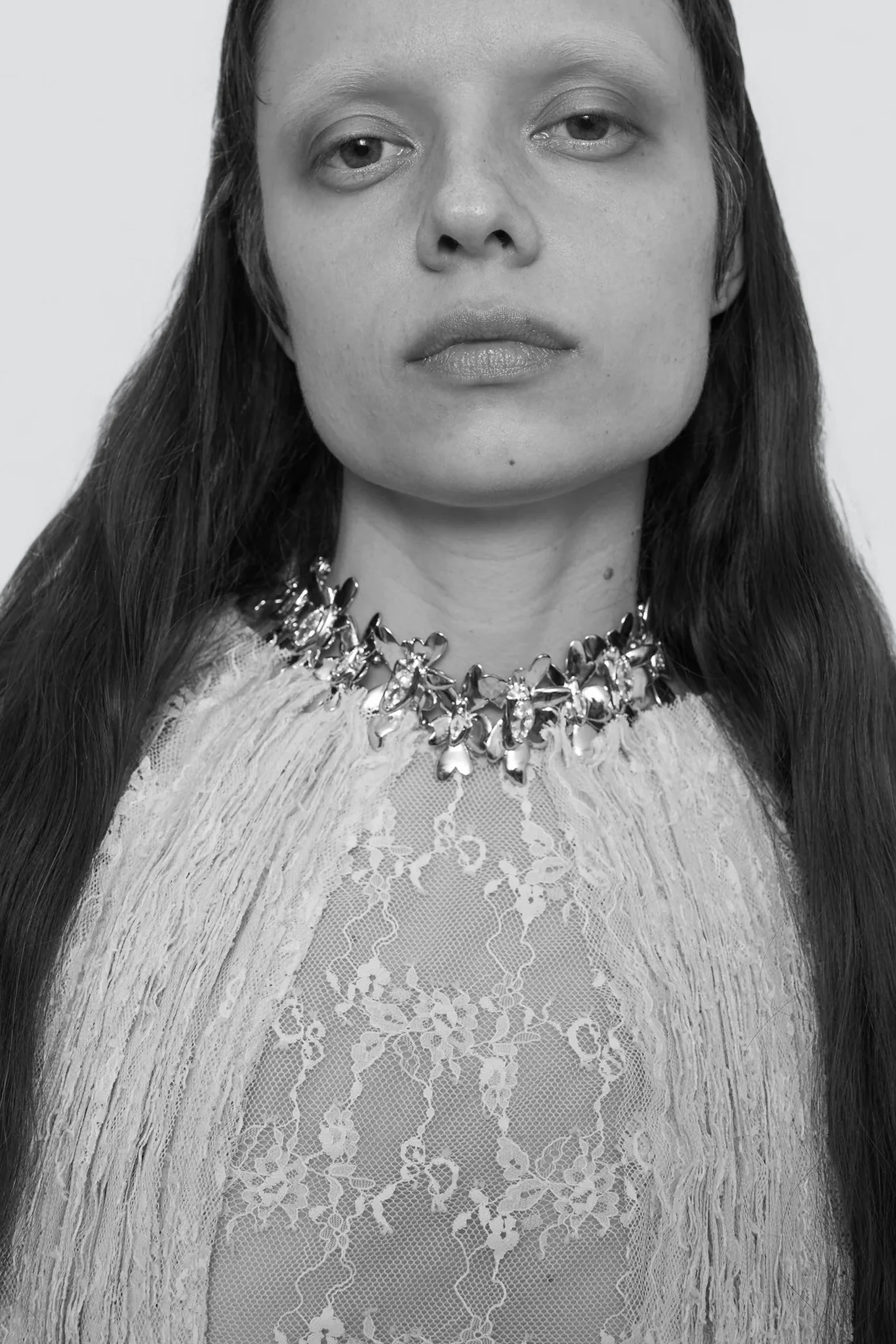 Crystal Clear Mega Daisy Necklace - Image 2