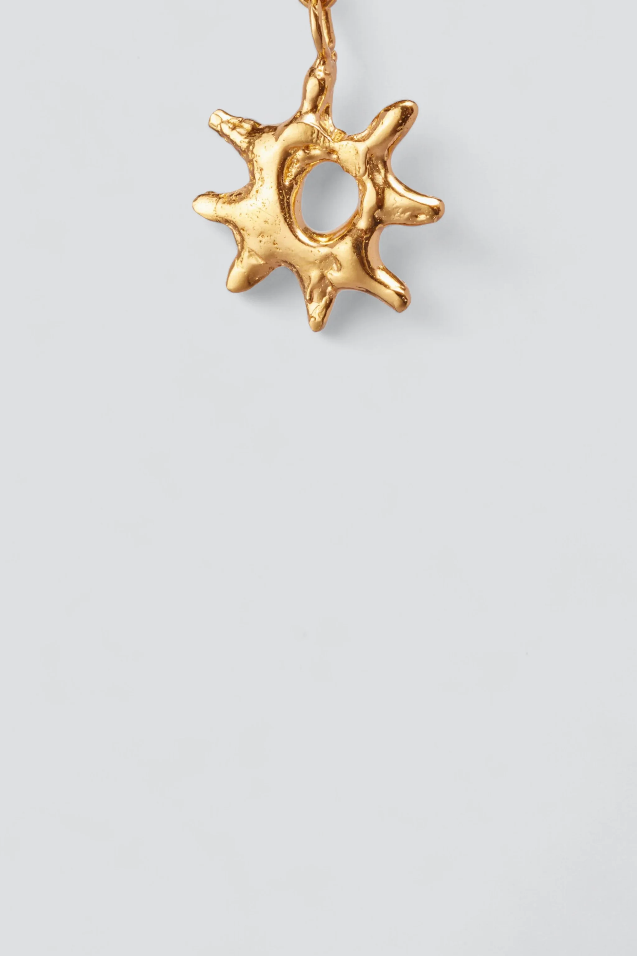 Gold Alba Earrings - Image 3