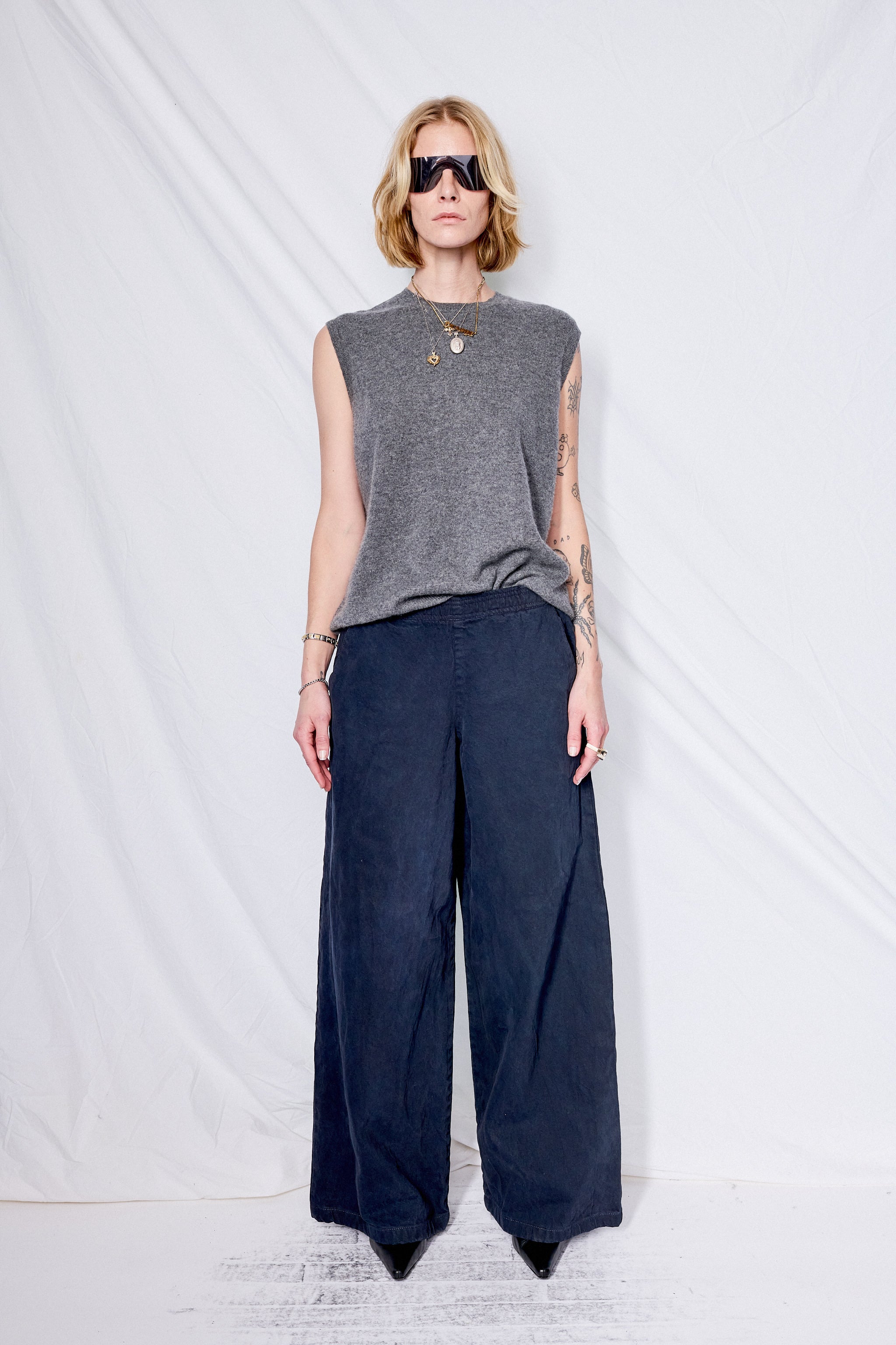 Heather Grey Cashmere Yogi Vest - Image 3