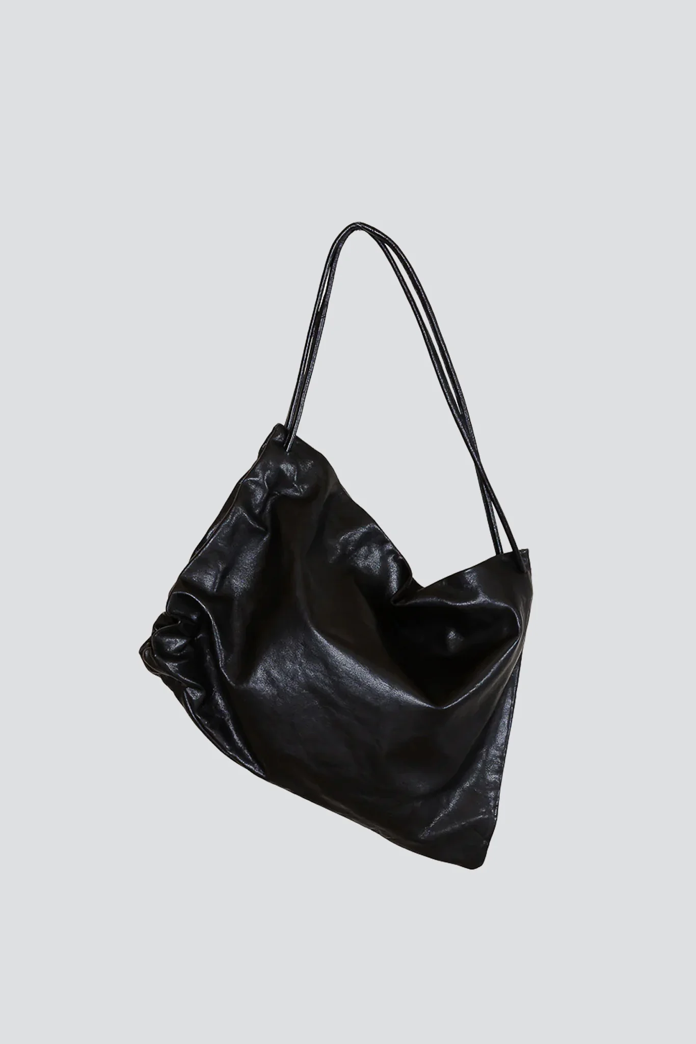 No.131 Black Leather Gathered Crossed Bag