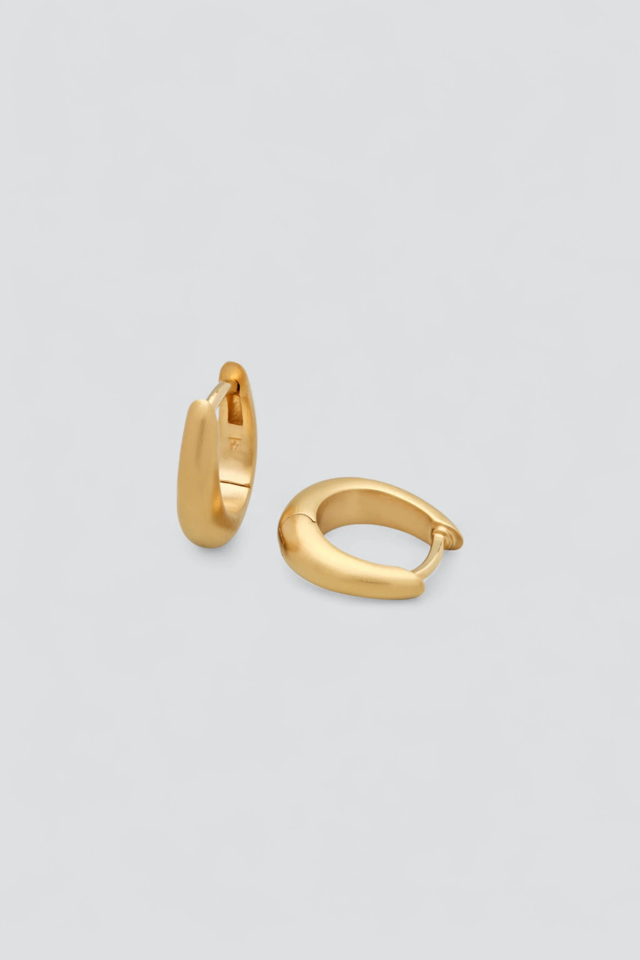 Gold Satin Liz Huggies
