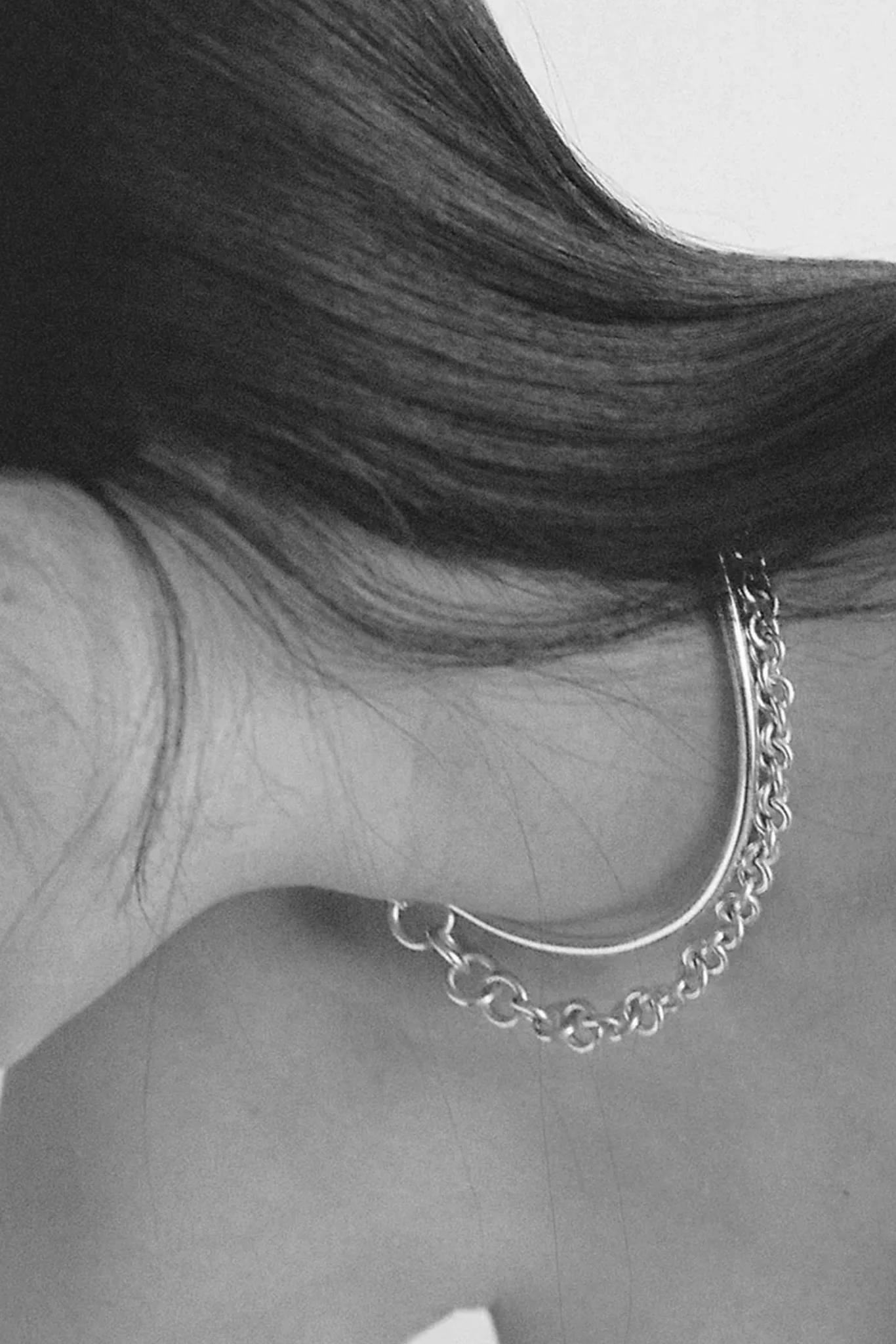 Silver/Clear Quartz Slim Tube Collar - Image 2