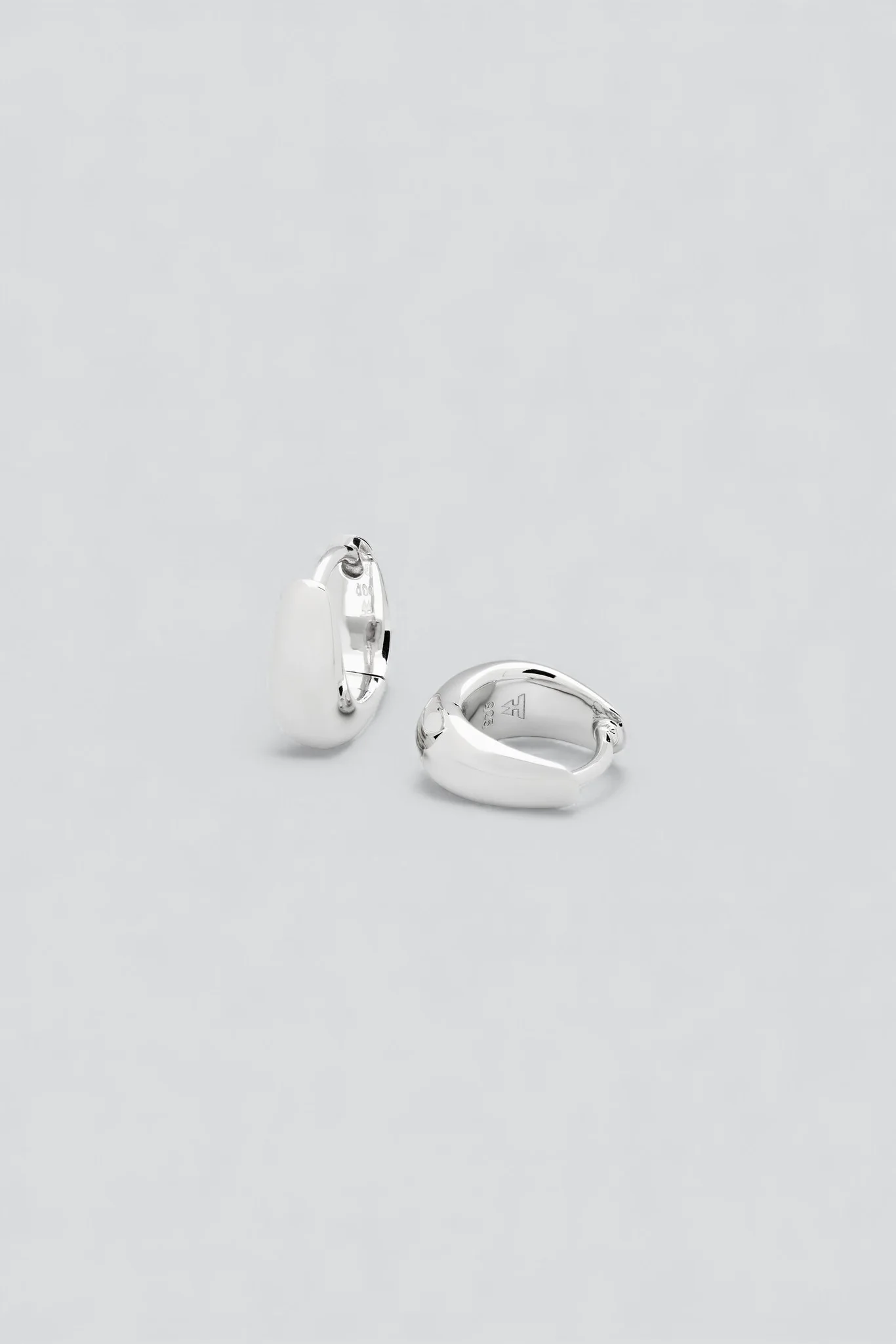 Silver Ice Huggies