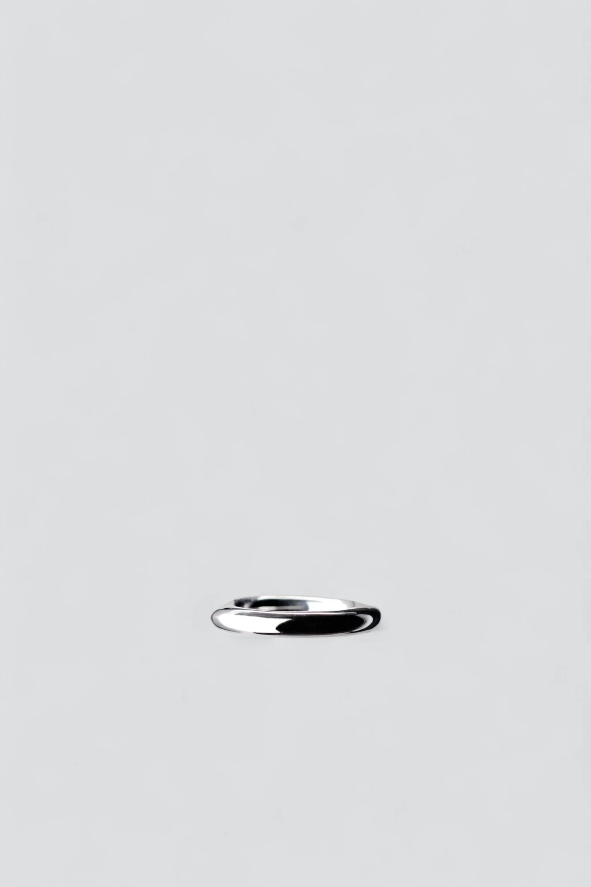 Silver RI-Urquell Polished Ring - Image 4