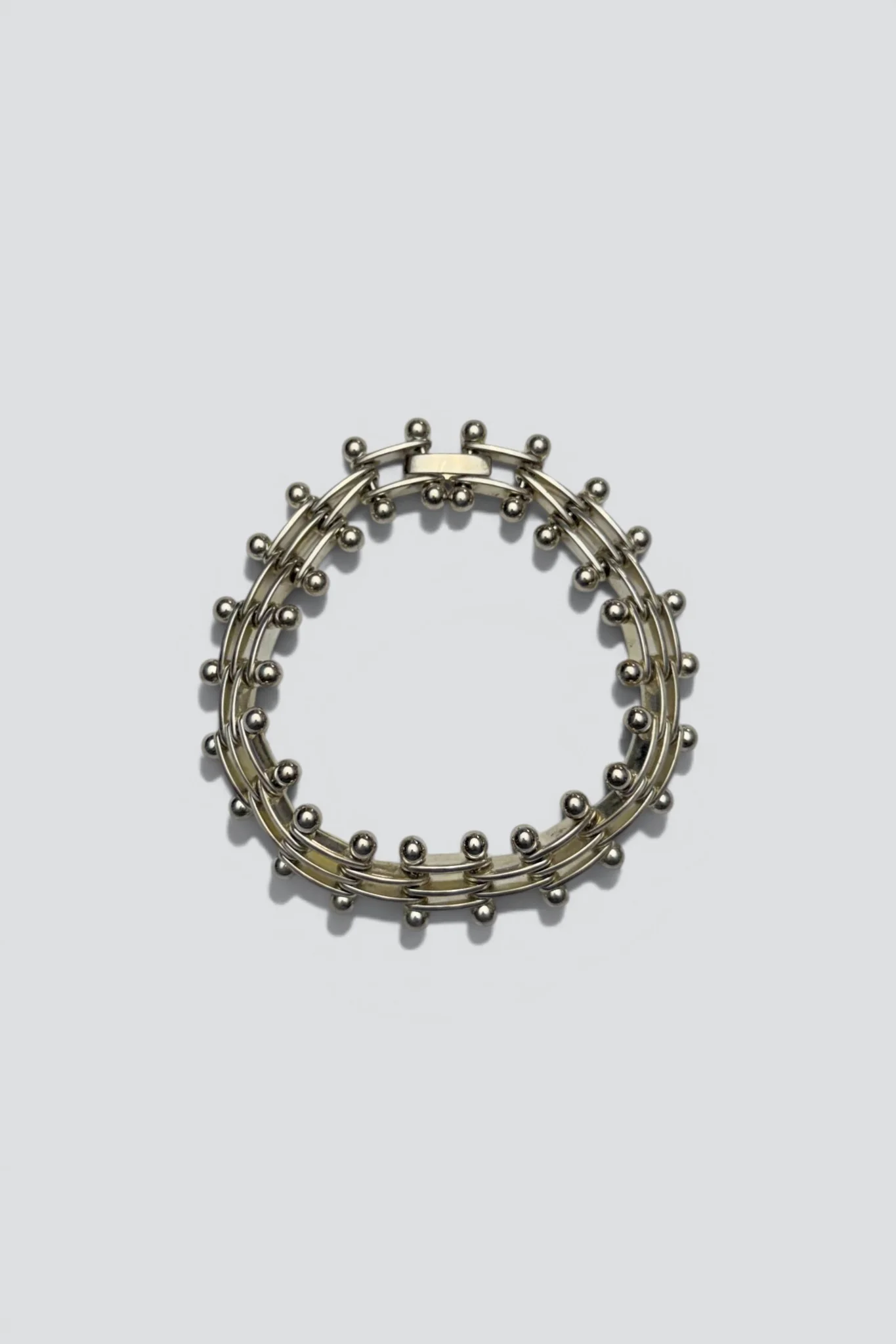 Sterling Silver Dotted Curve Bar Link Bracelet