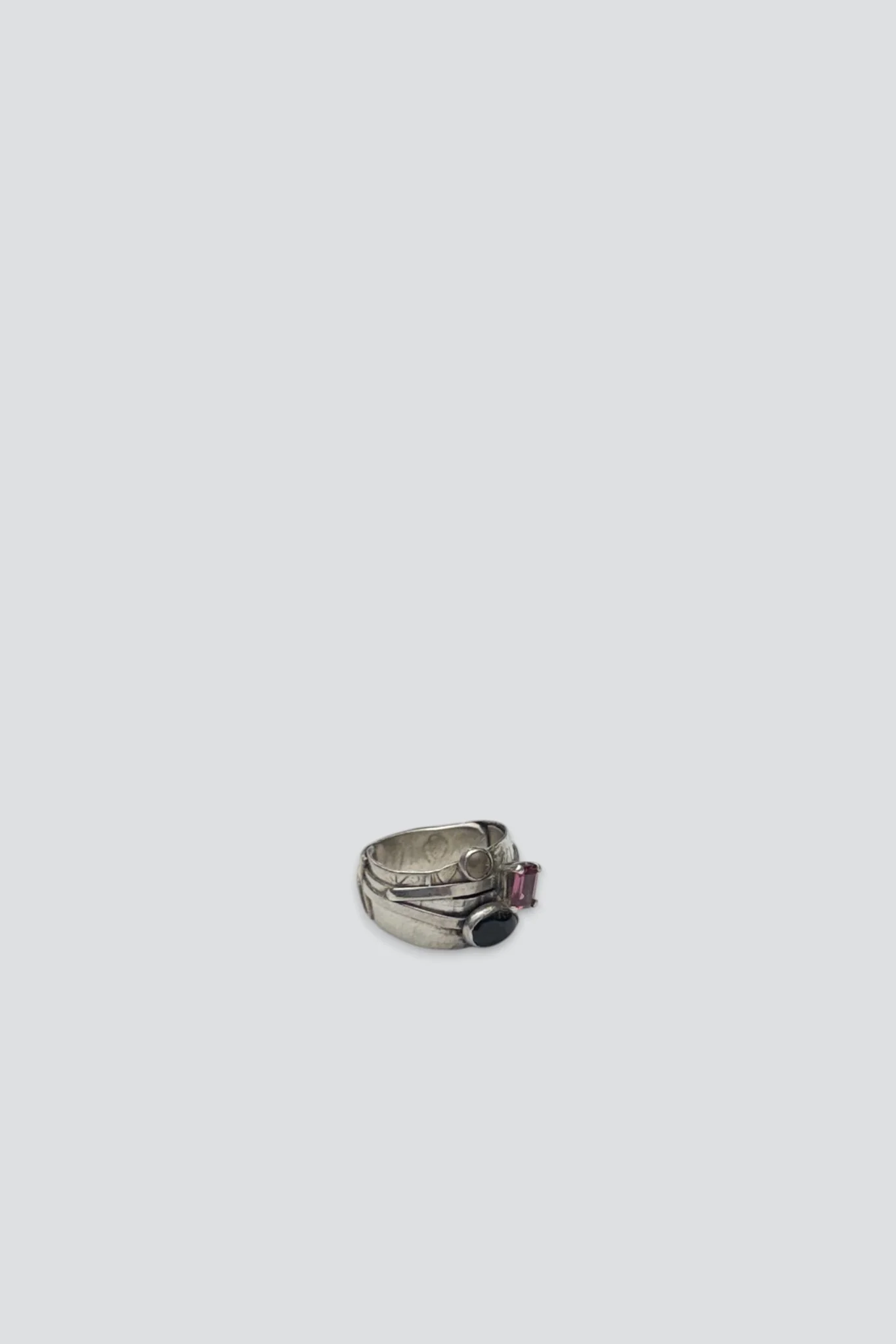 Sterling Silver Onyx Garnet Quartz Deco Ring - Image 2
