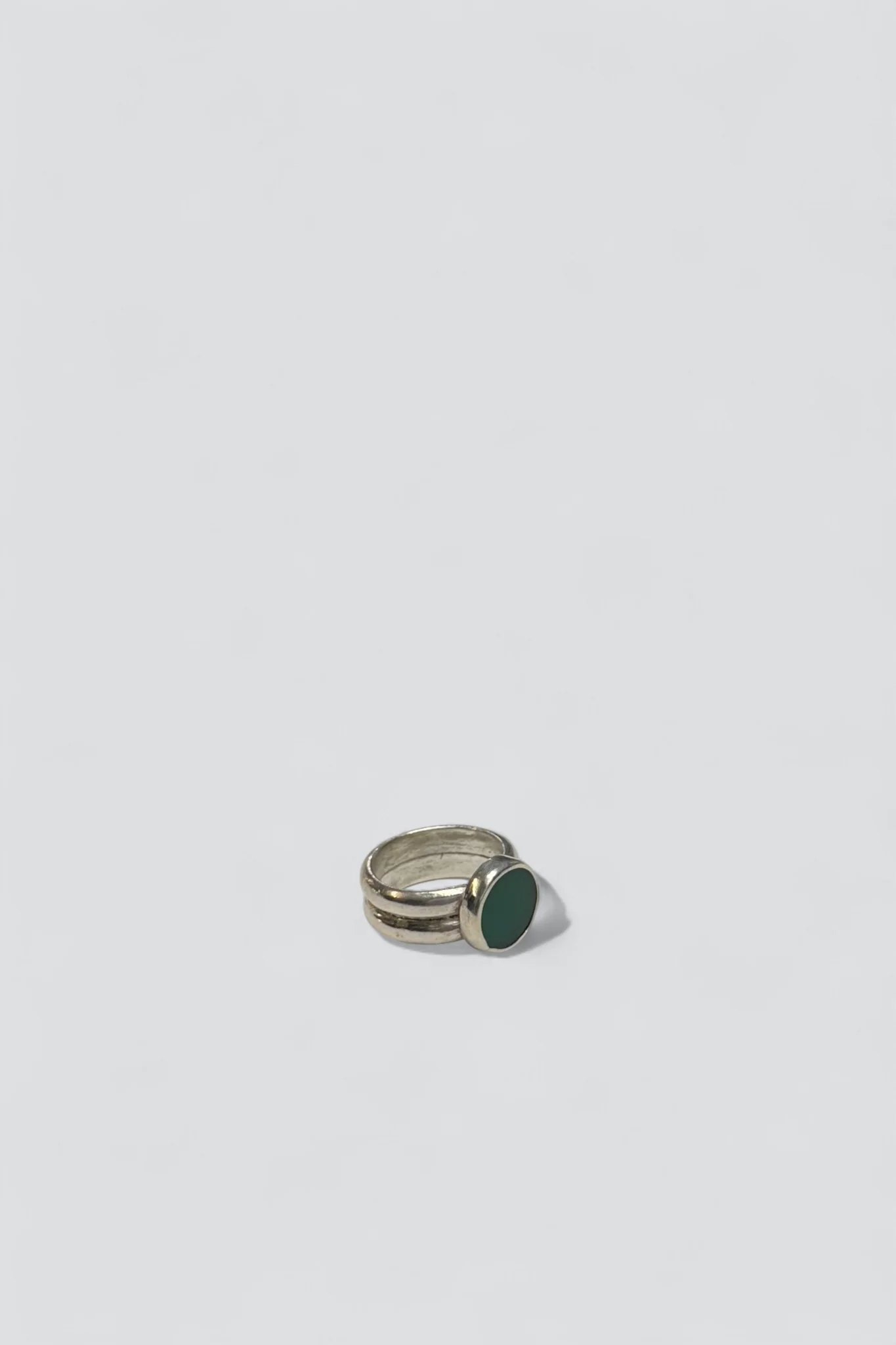 Sterling Silver Round Green Onyx Double Band Signet Ring - Image 2