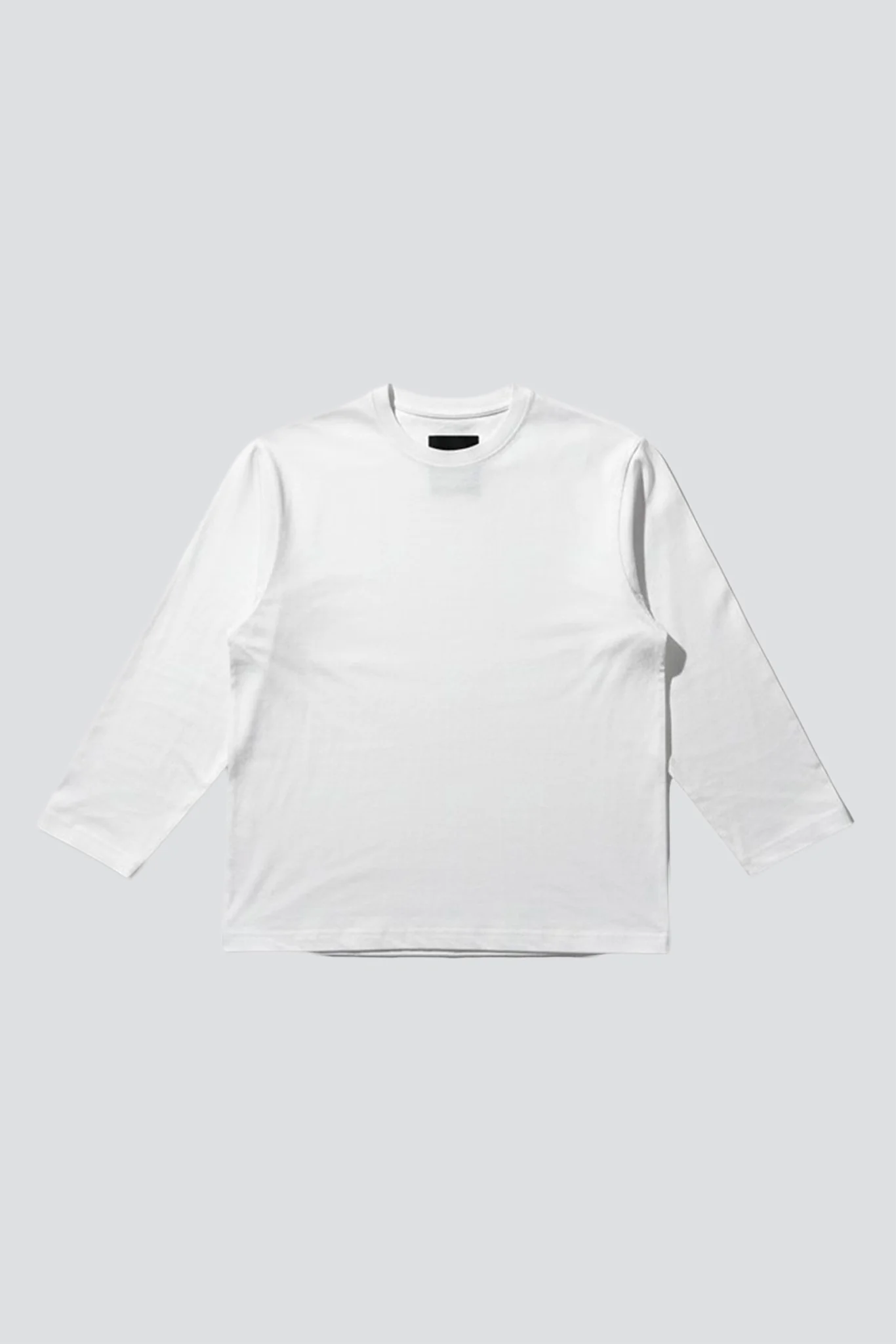 White Loose Long Sleeve - Image 4